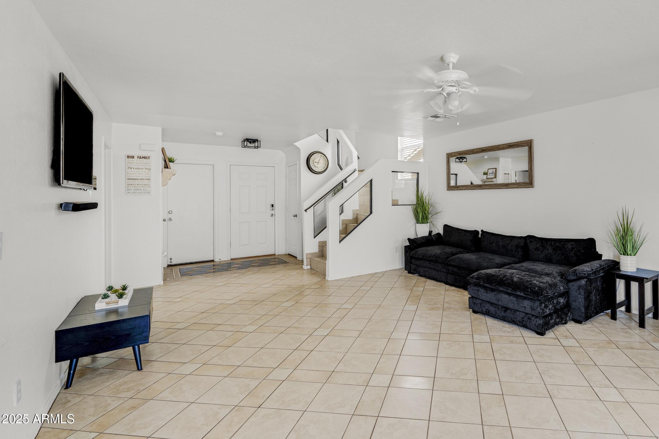 22052 W CASEY Lane
