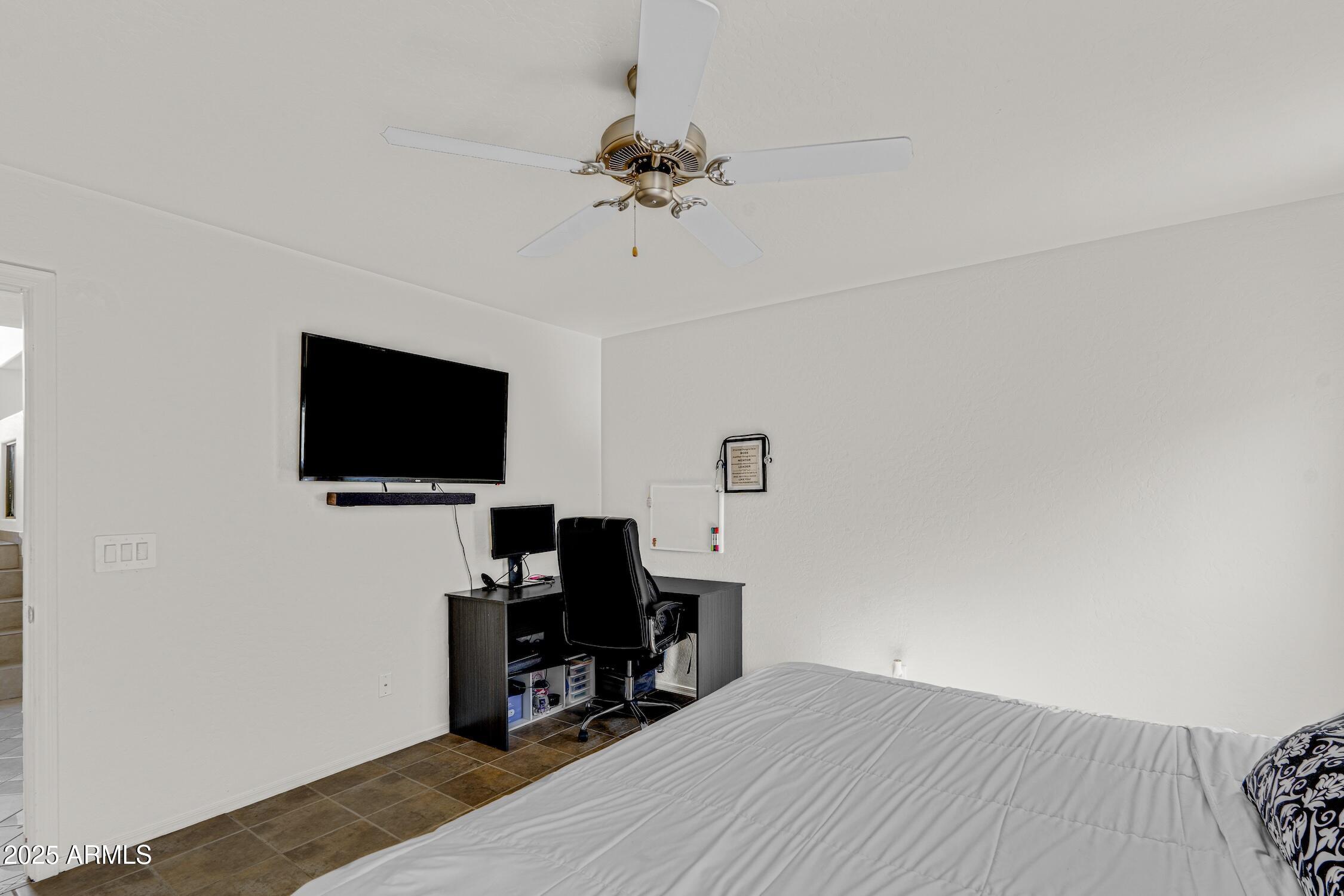 22052 W CASEY Lane
