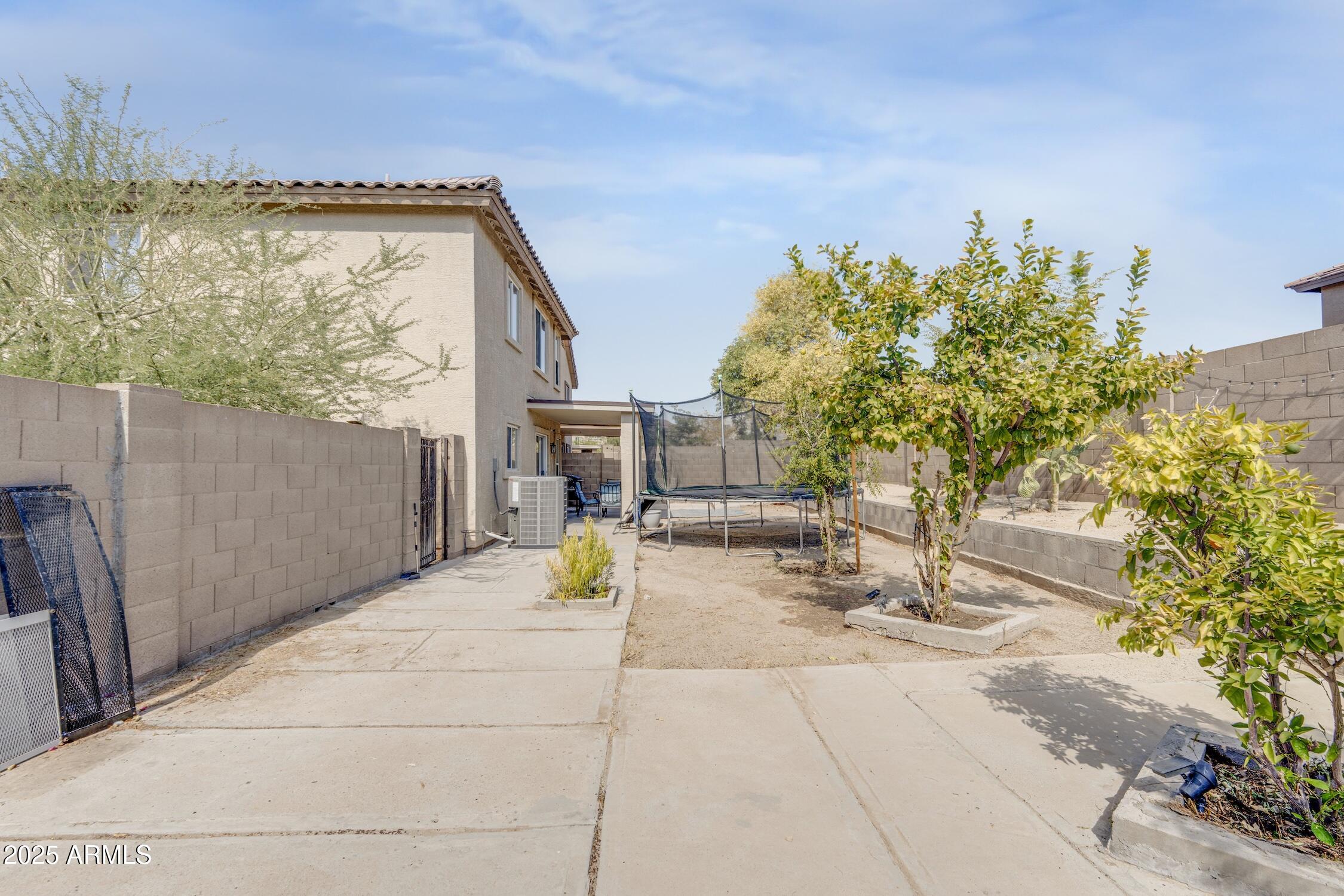 22052 W CASEY Lane