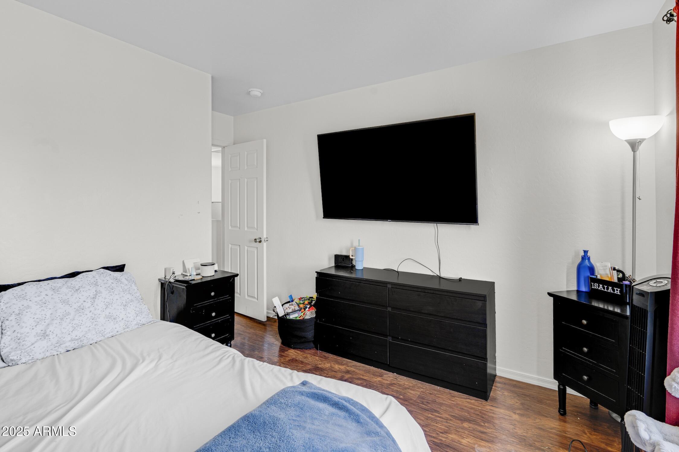 22052 W CASEY Lane