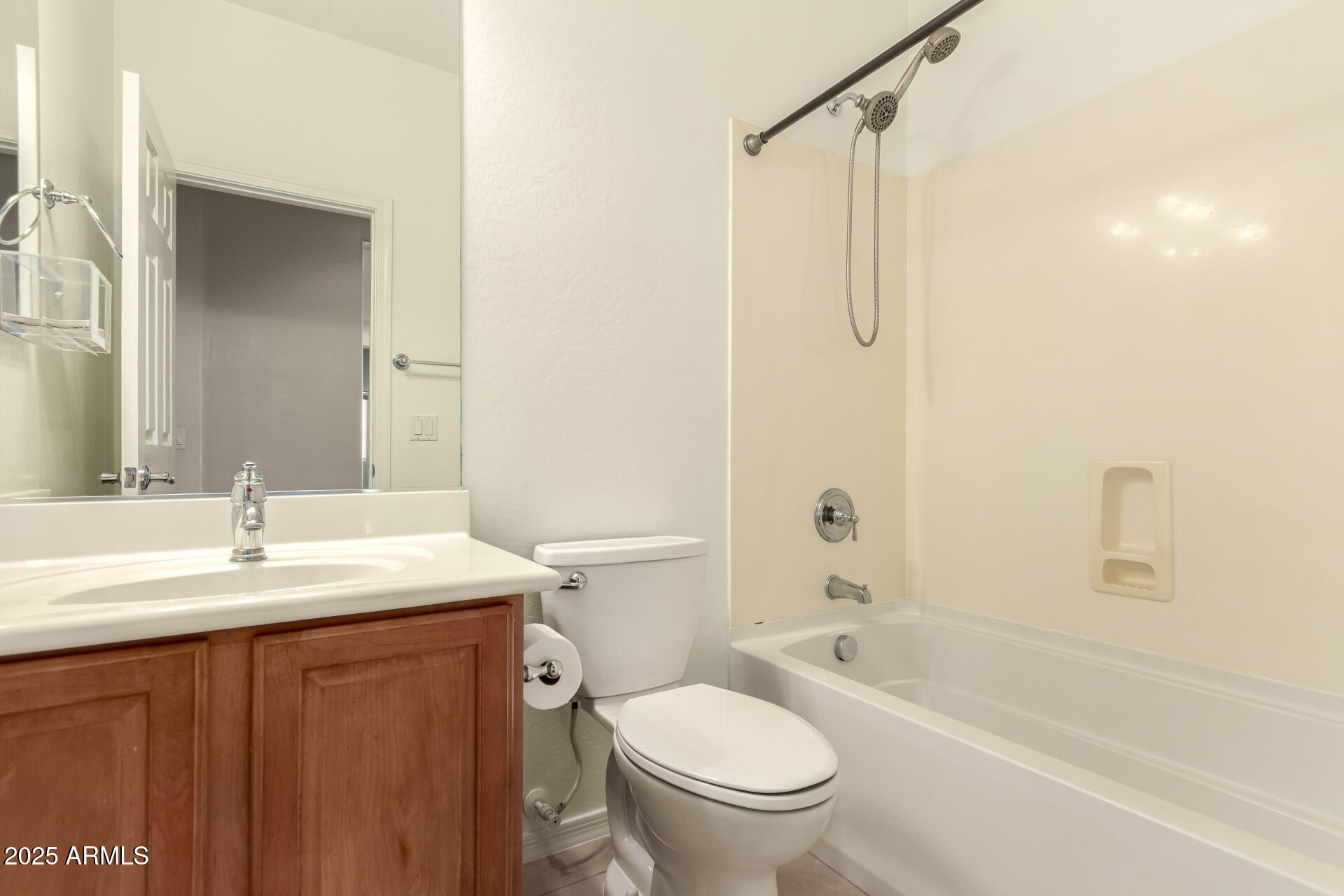 3211 N SPYGLASS Court, Florence