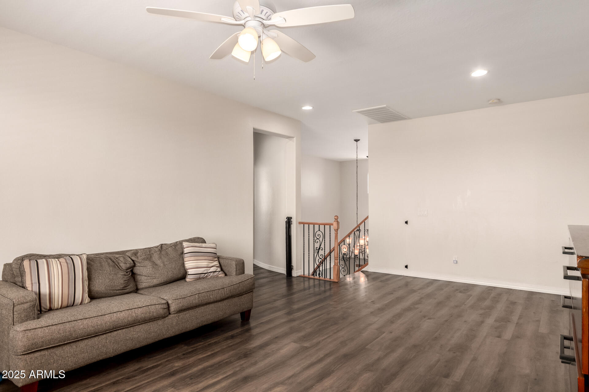 3211 N SPYGLASS Court, Florence