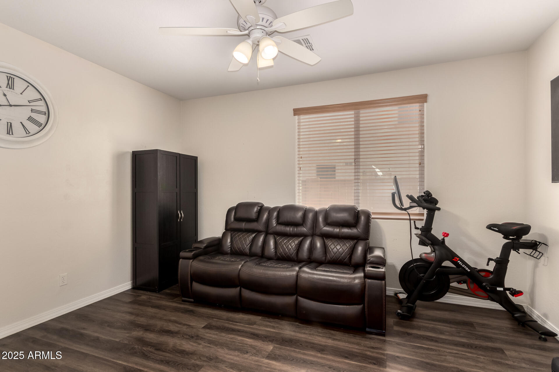 3211 N SPYGLASS Court, Florence