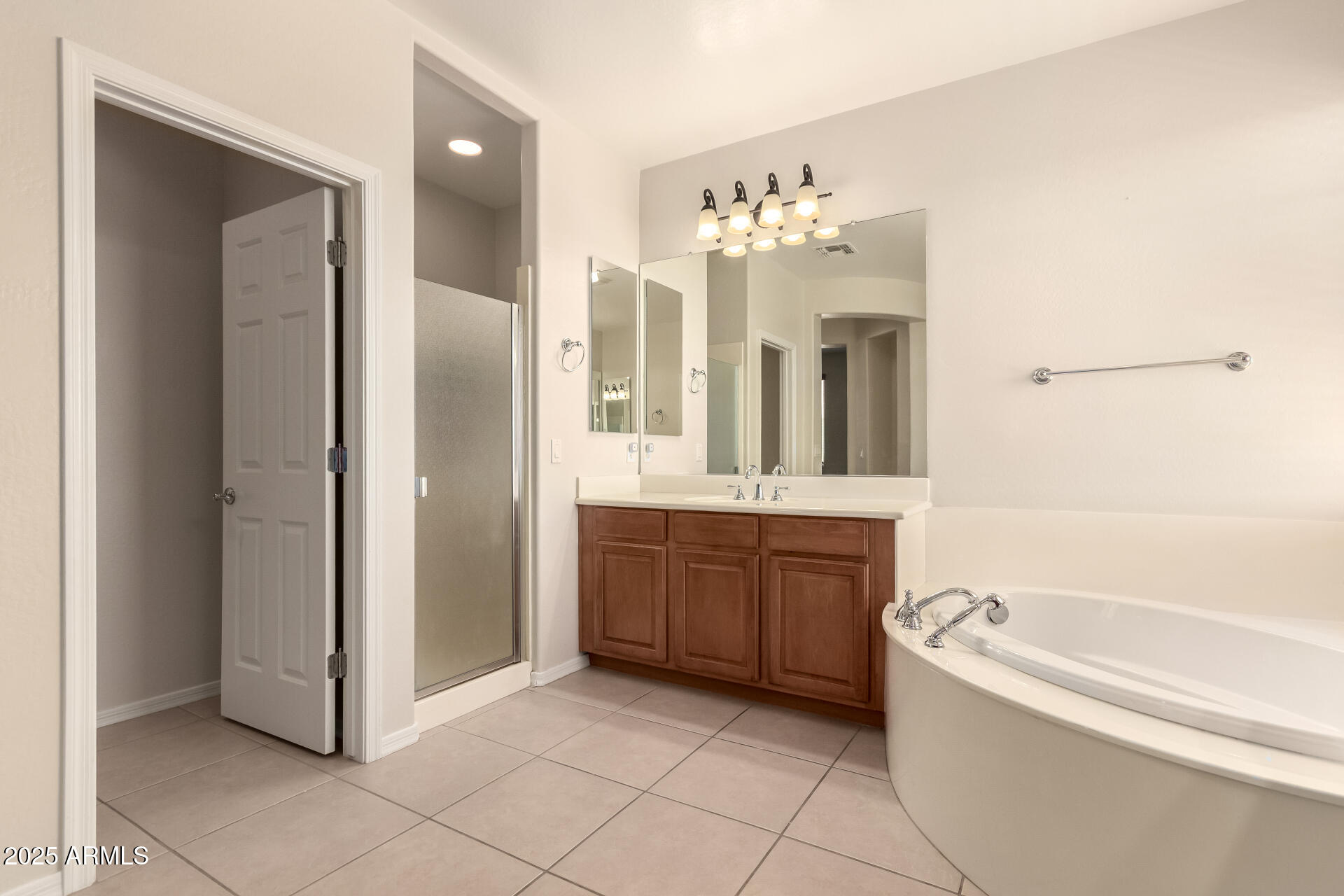3211 N SPYGLASS Court, Florence