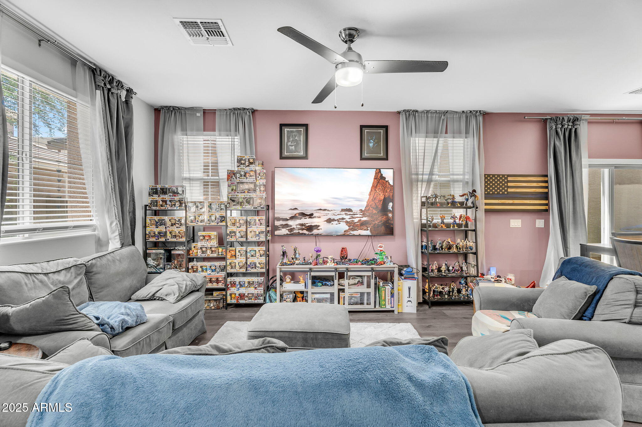2366 N 73RD Lane