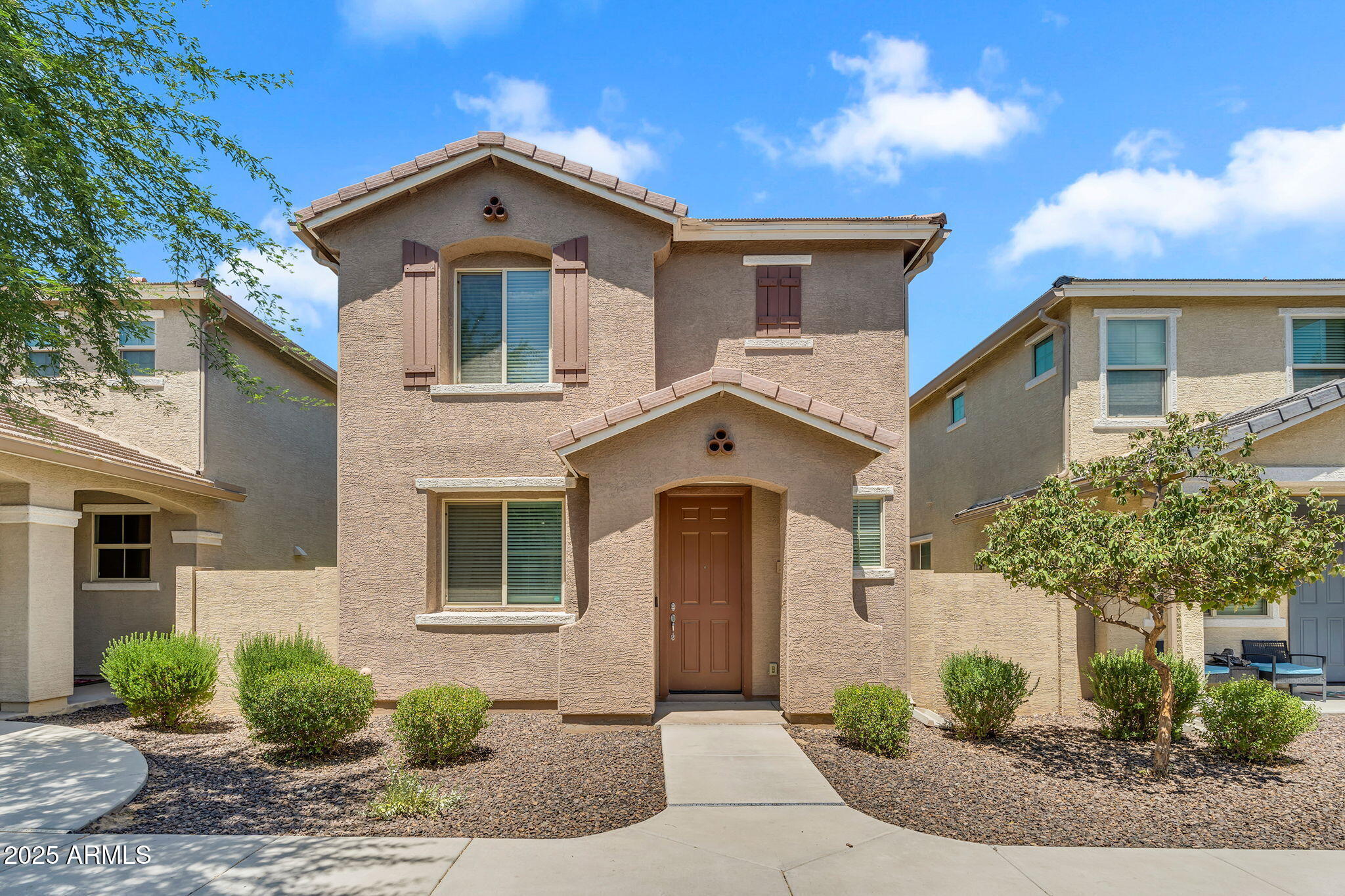 2366 N 73RD Lane