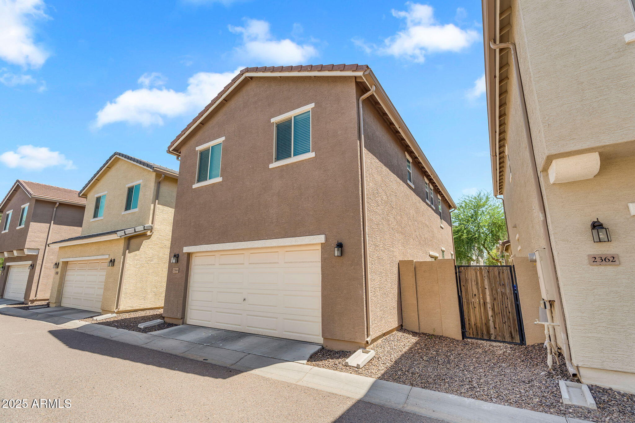 2366 N 73RD Lane