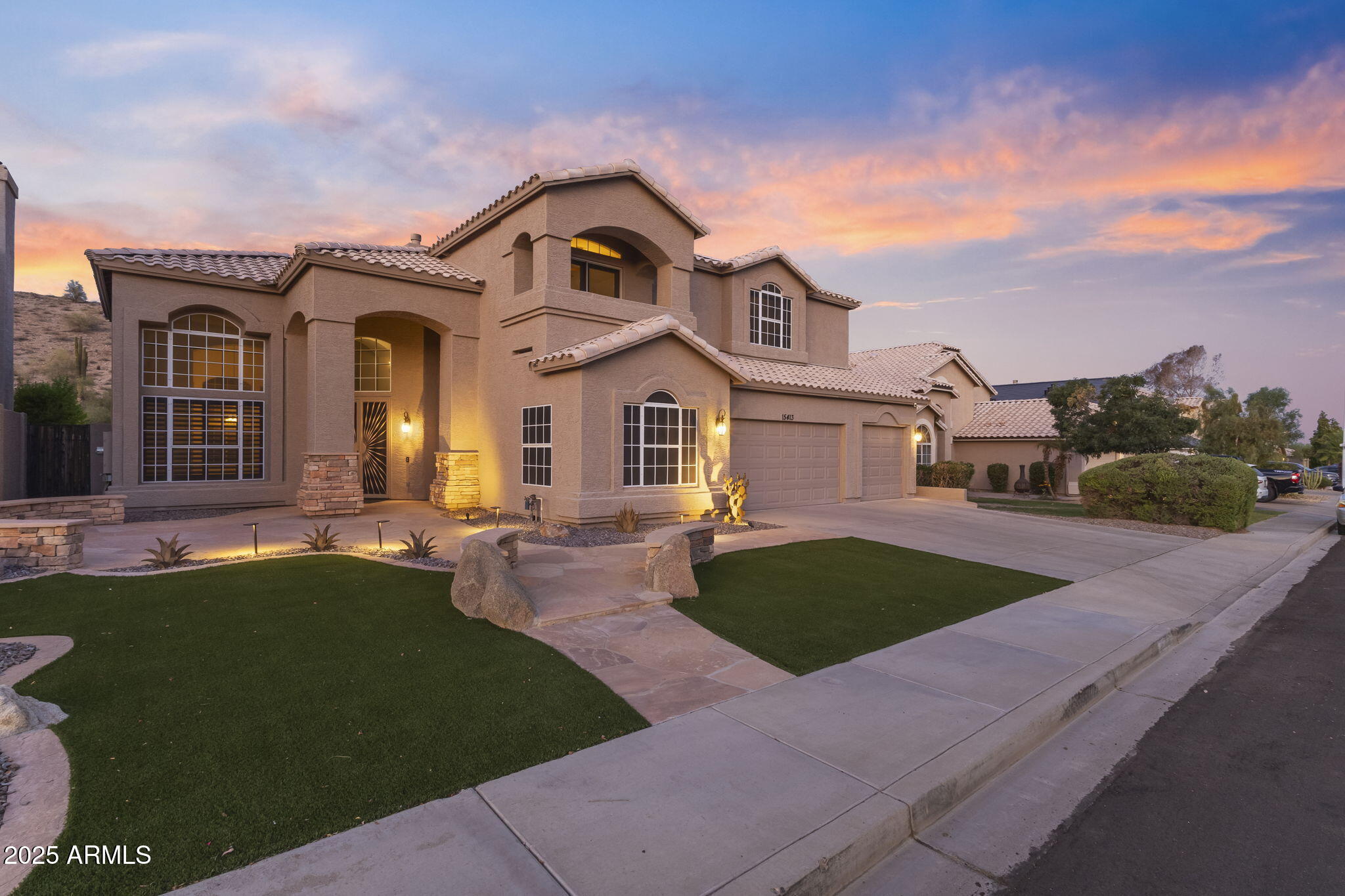 15413 S 31ST Place