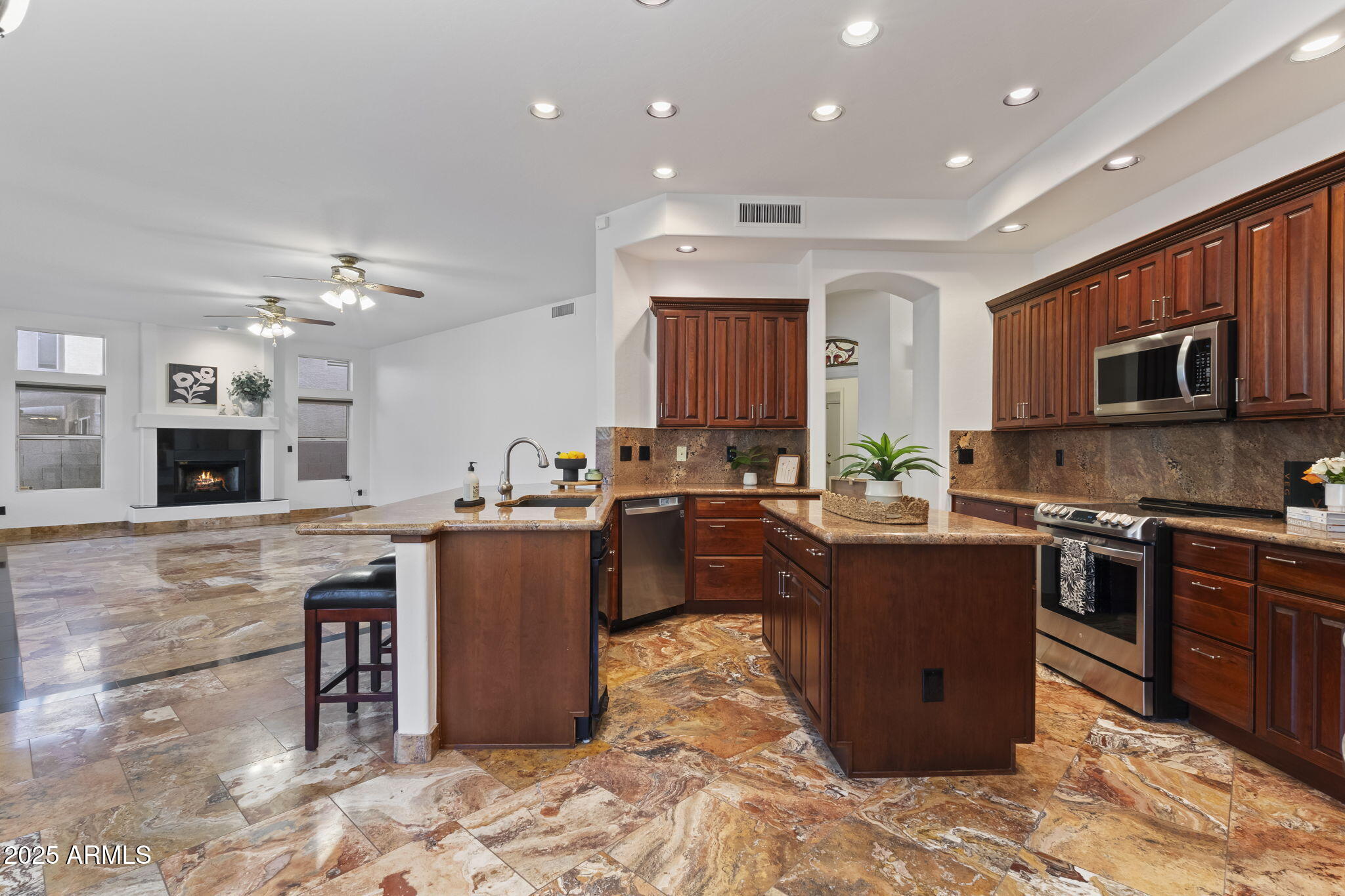 15413 S 31ST Place