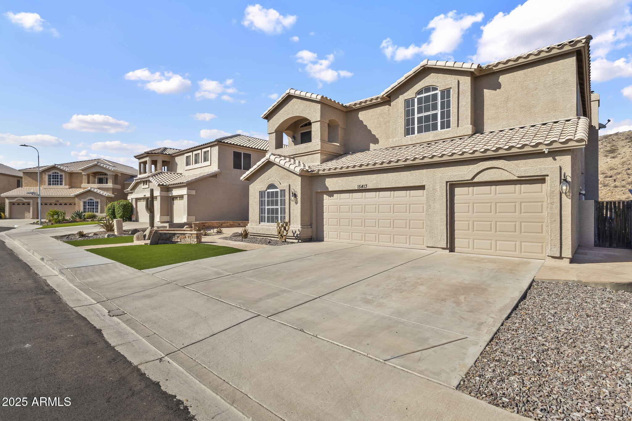 15413 S 31ST Place