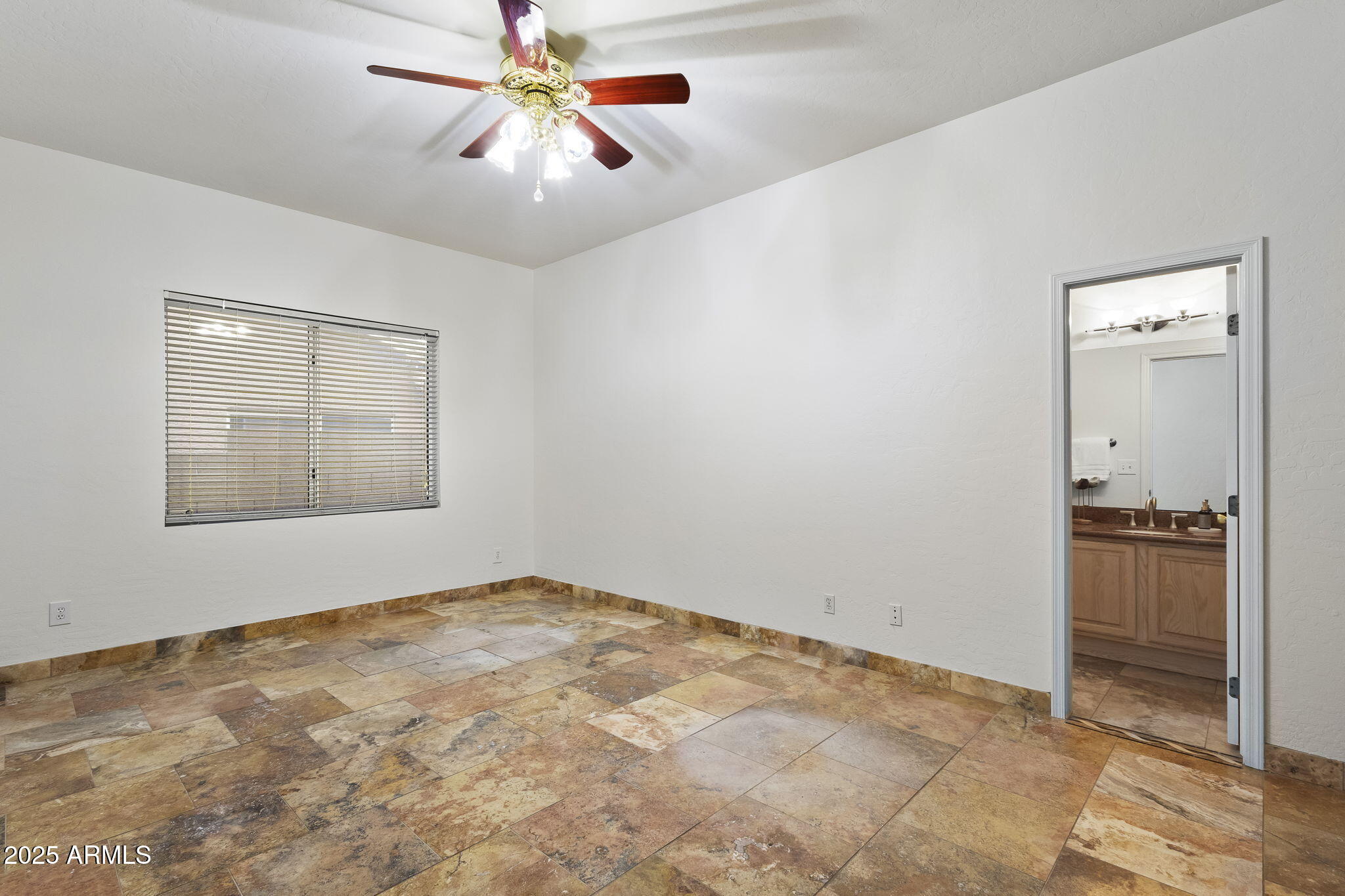 15413 S 31ST Place