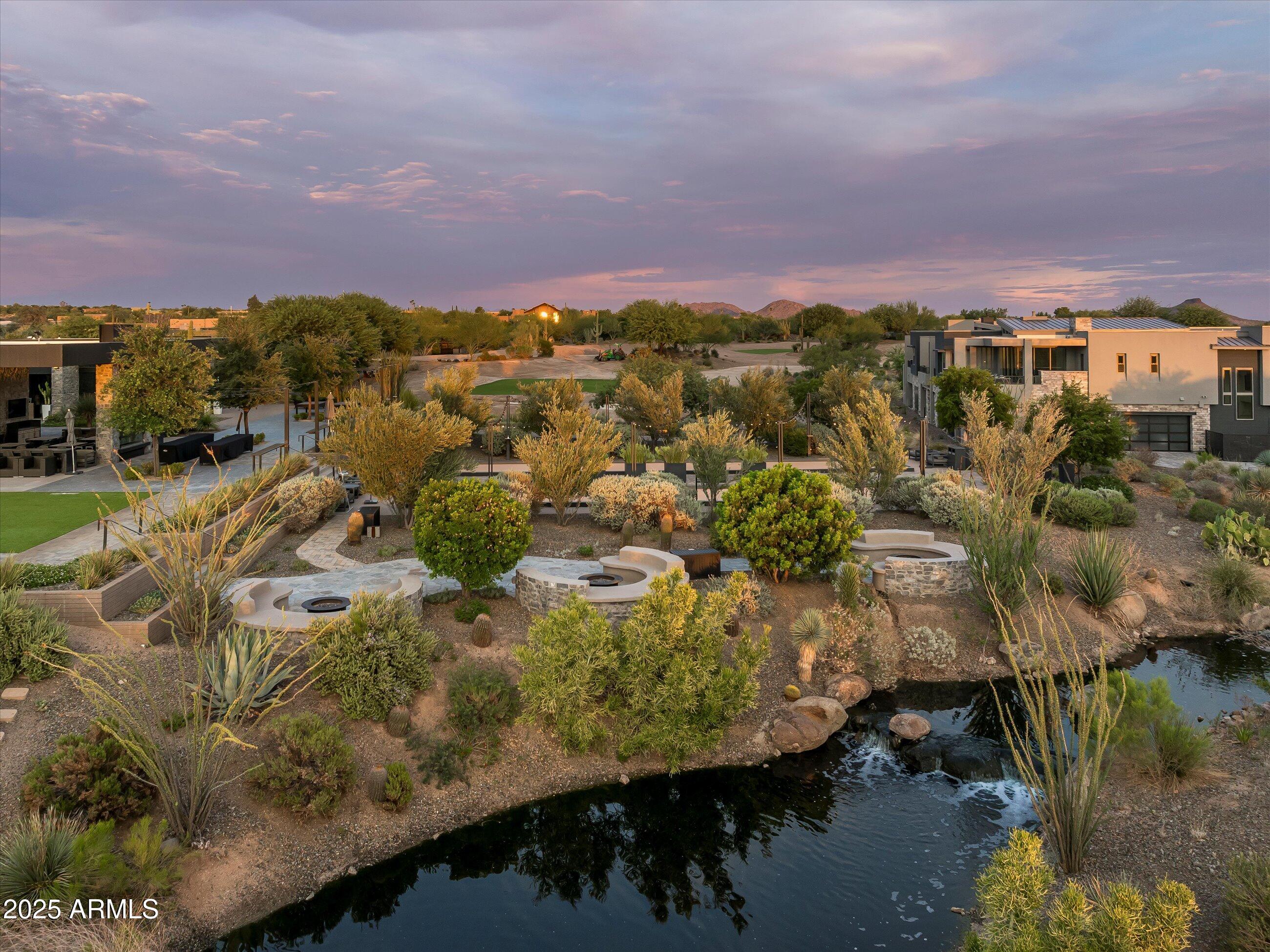 37200 N CAVE CREEK Road, 1009