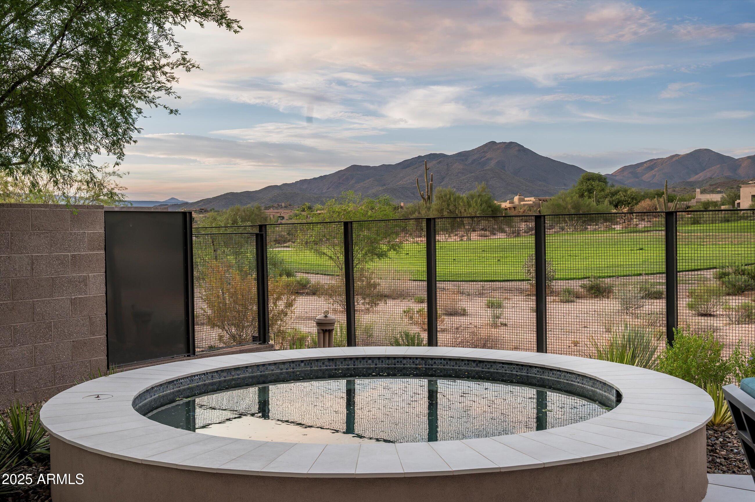 37200 N CAVE CREEK Road, 1009