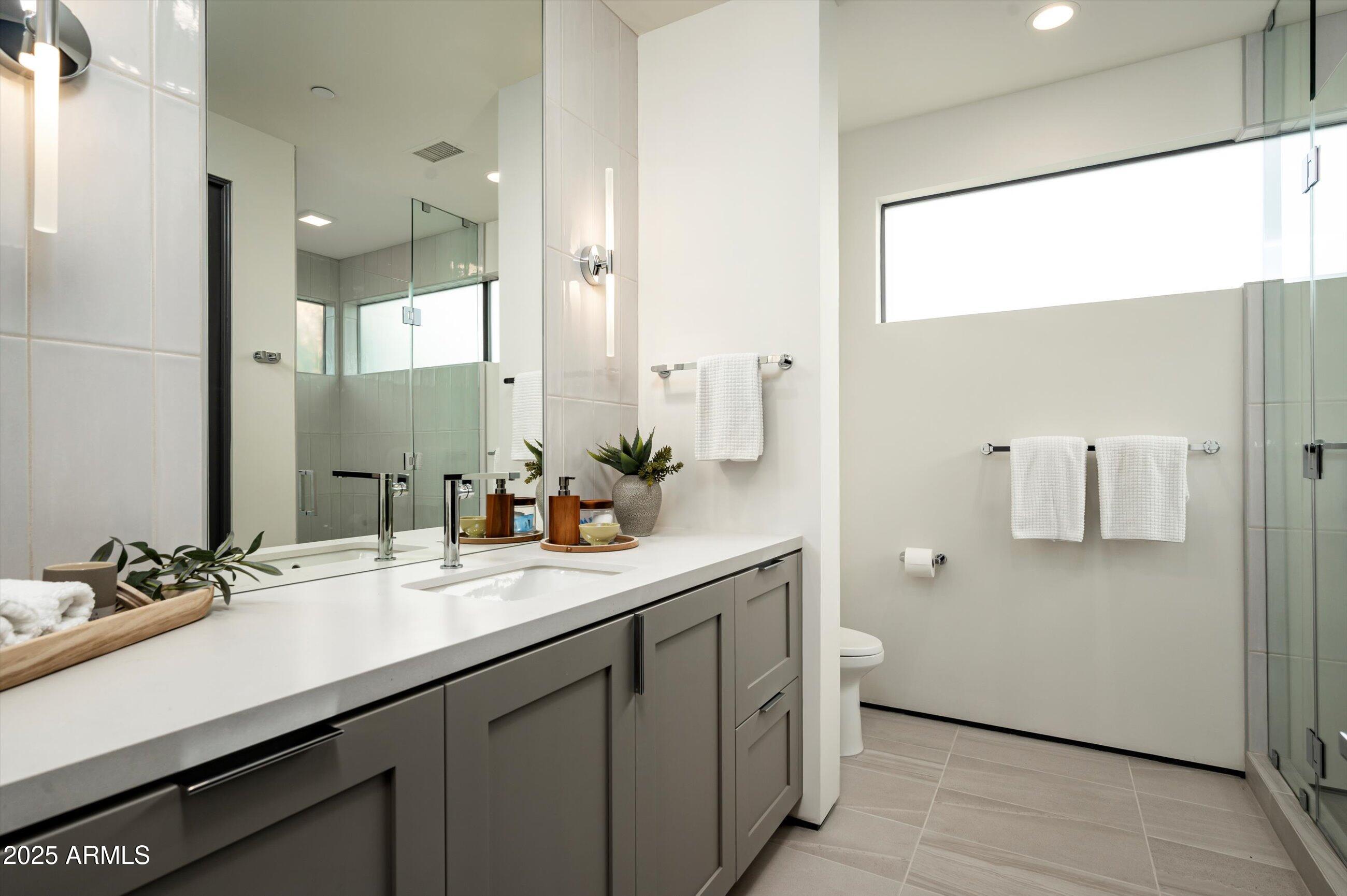 37200 N CAVE CREEK Road, 1009