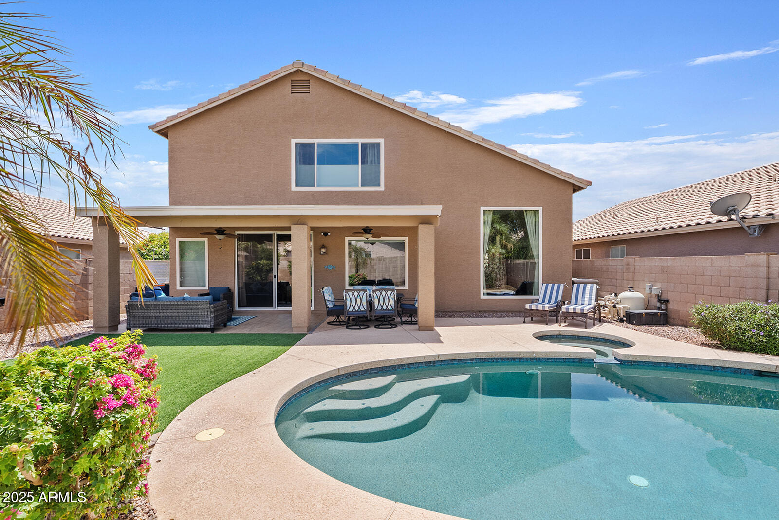 2822 E Muirwood Drive