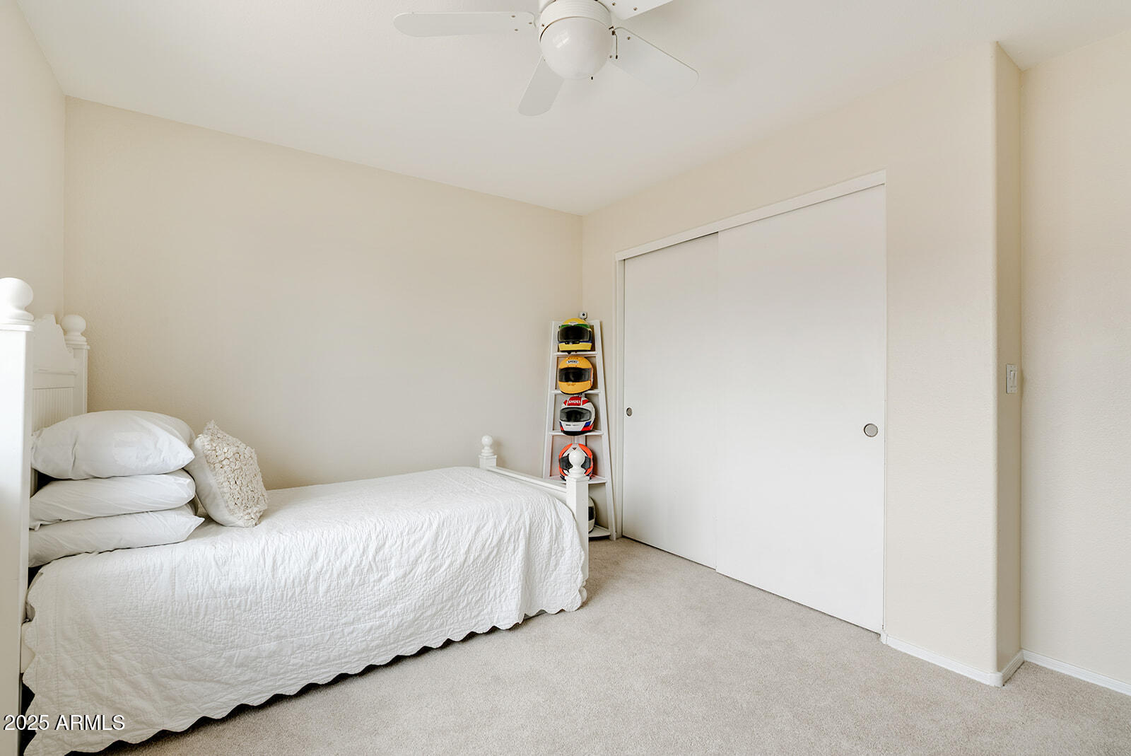 2822 E Muirwood Drive