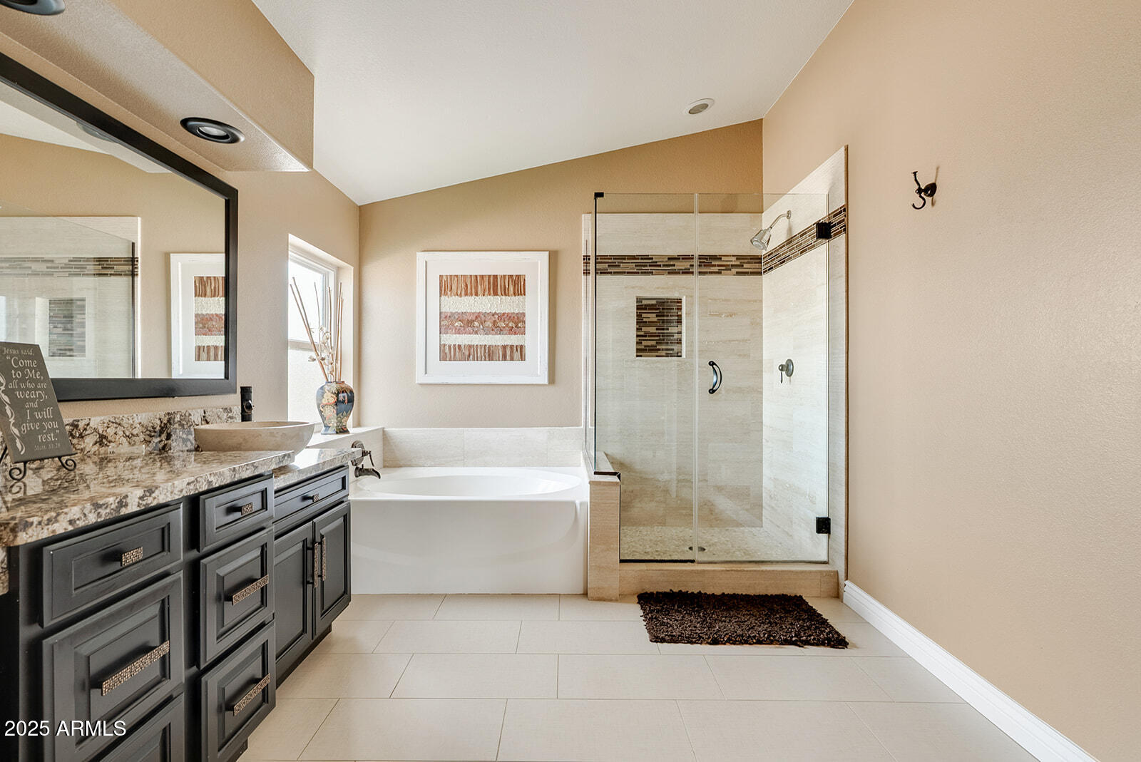 2822 E Muirwood Drive