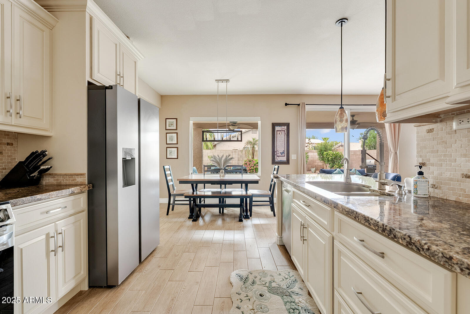 2822 E Muirwood Drive