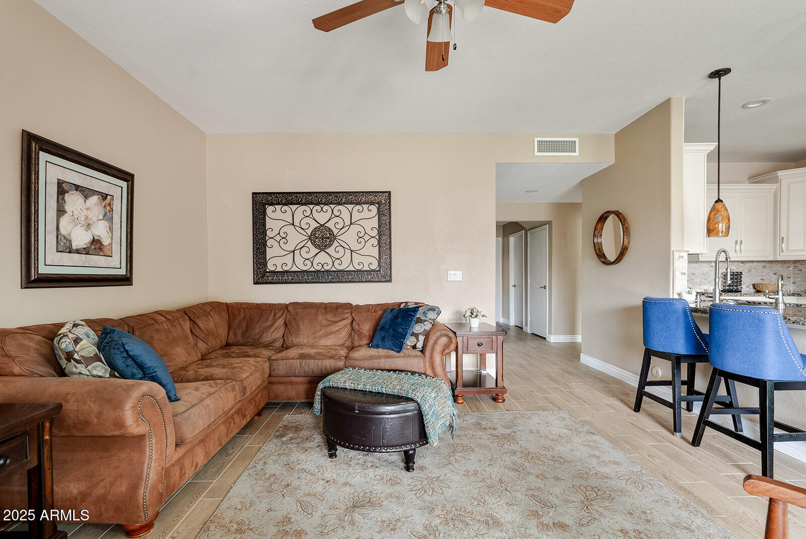 2822 E Muirwood Drive