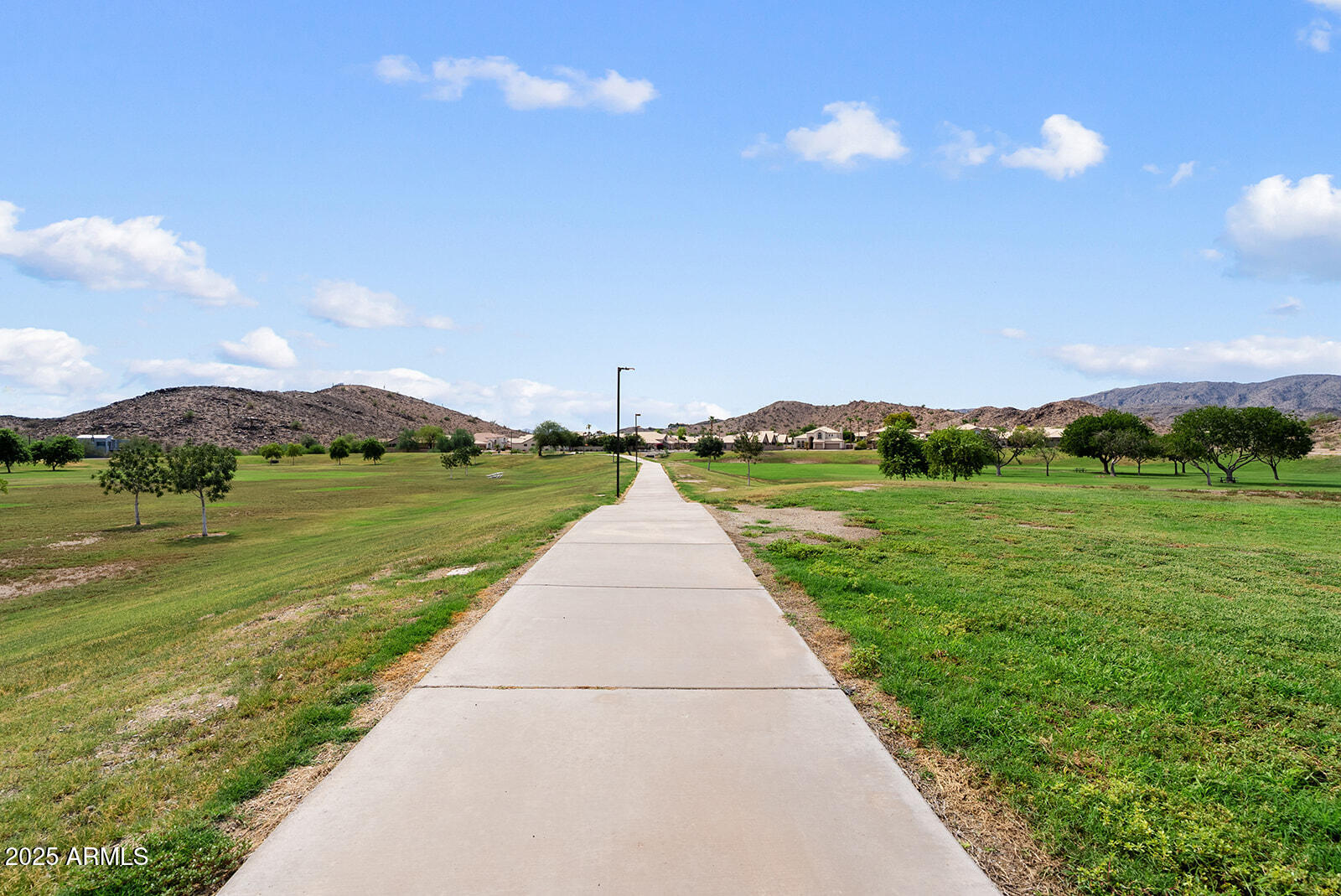 2822 E Muirwood Drive