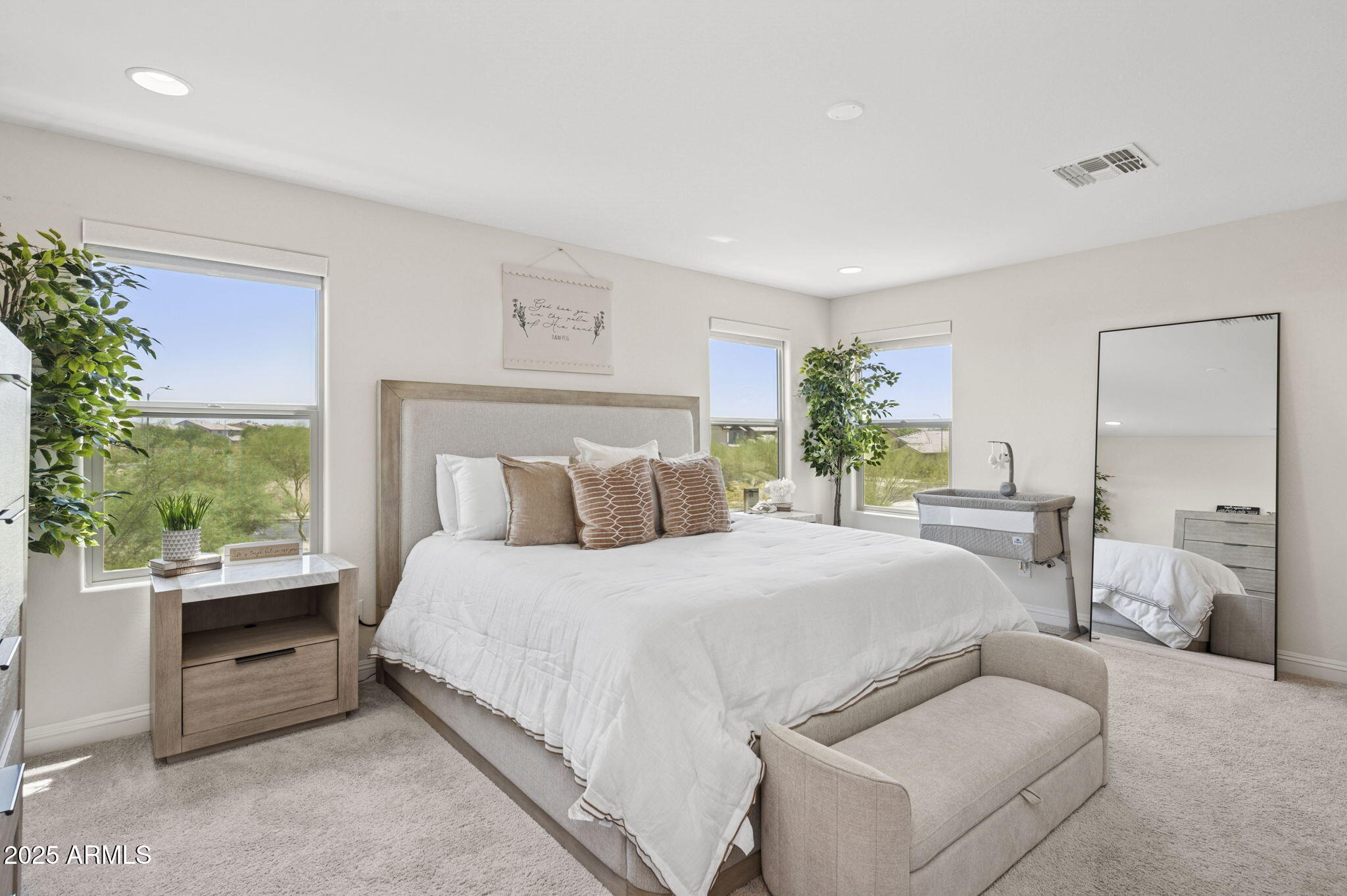 8949 W SAN JUAN Avenue