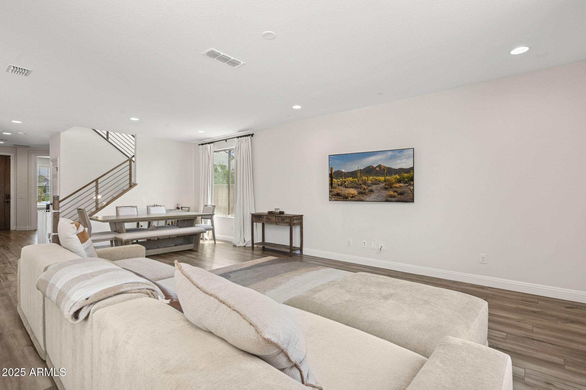 8949 W SAN JUAN Avenue