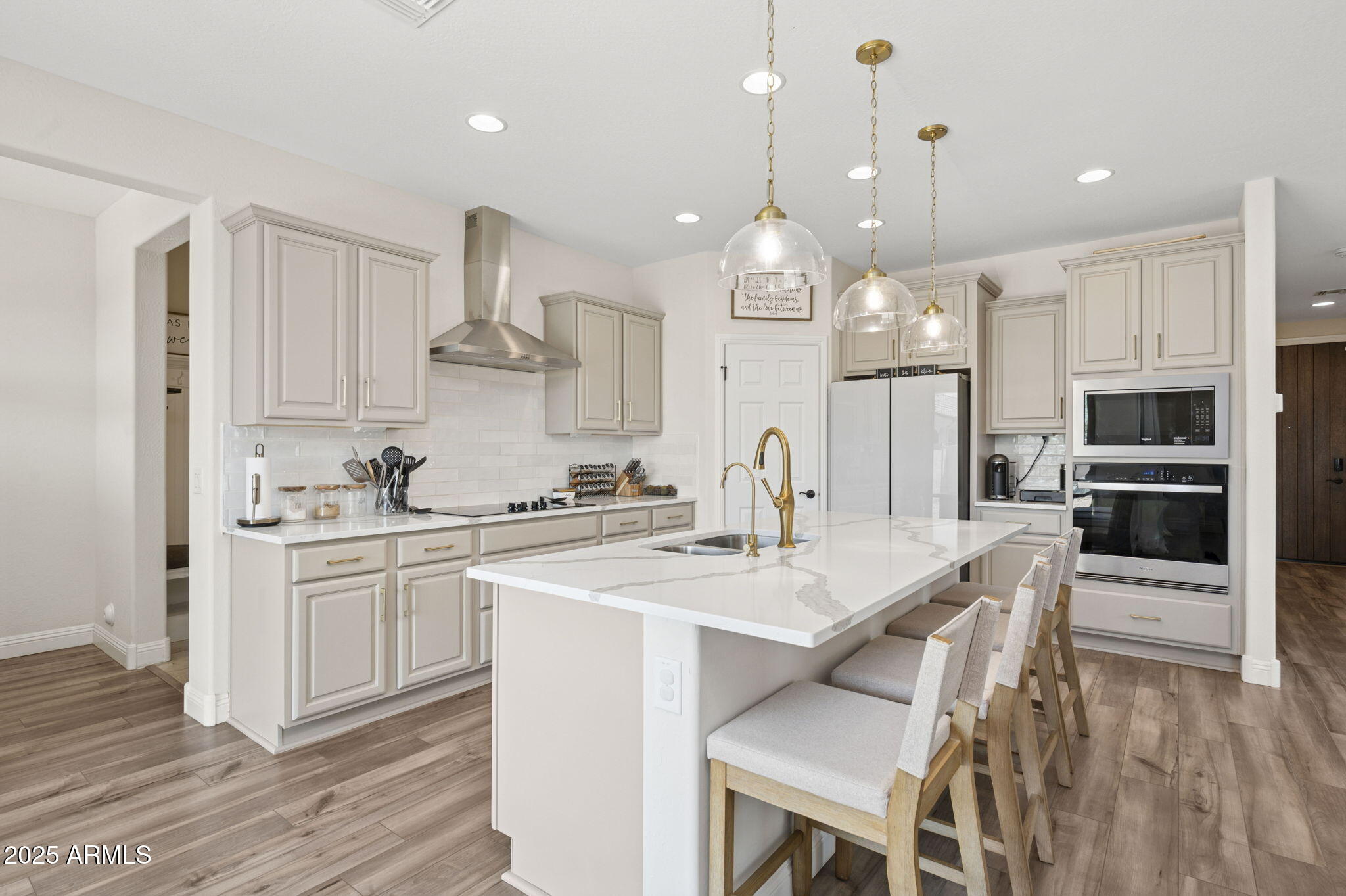 8949 W SAN JUAN Avenue