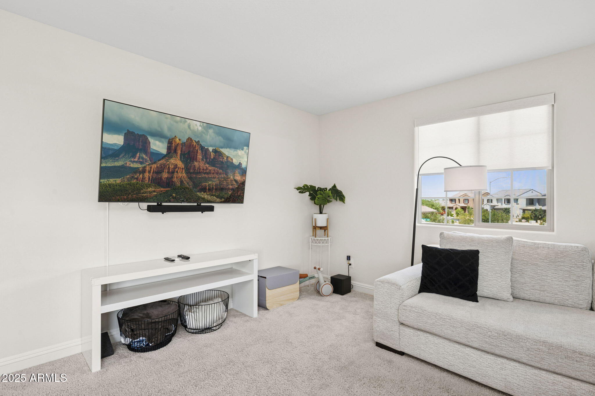 8949 W SAN JUAN Avenue