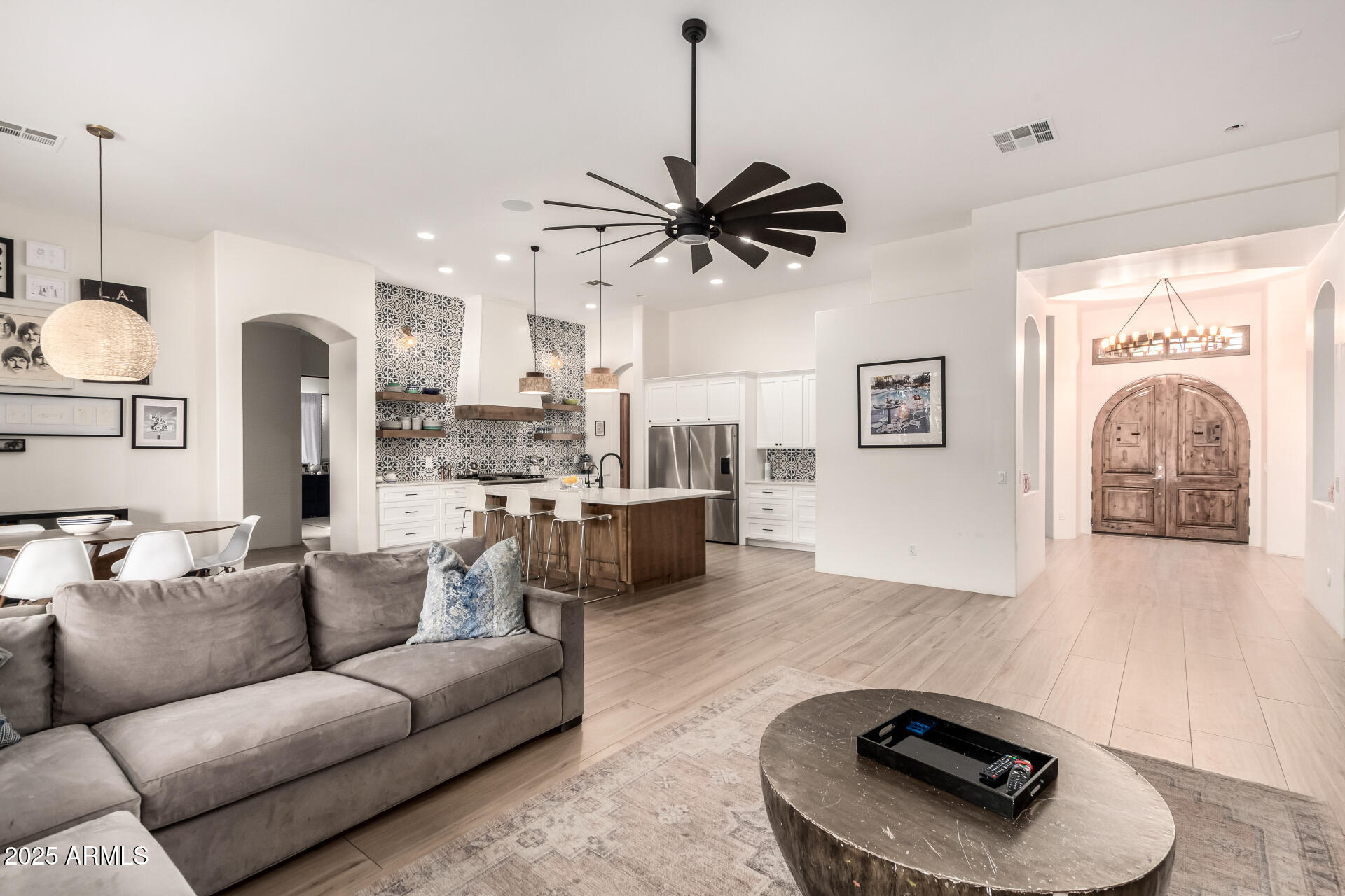 1611 W PEARCE Road