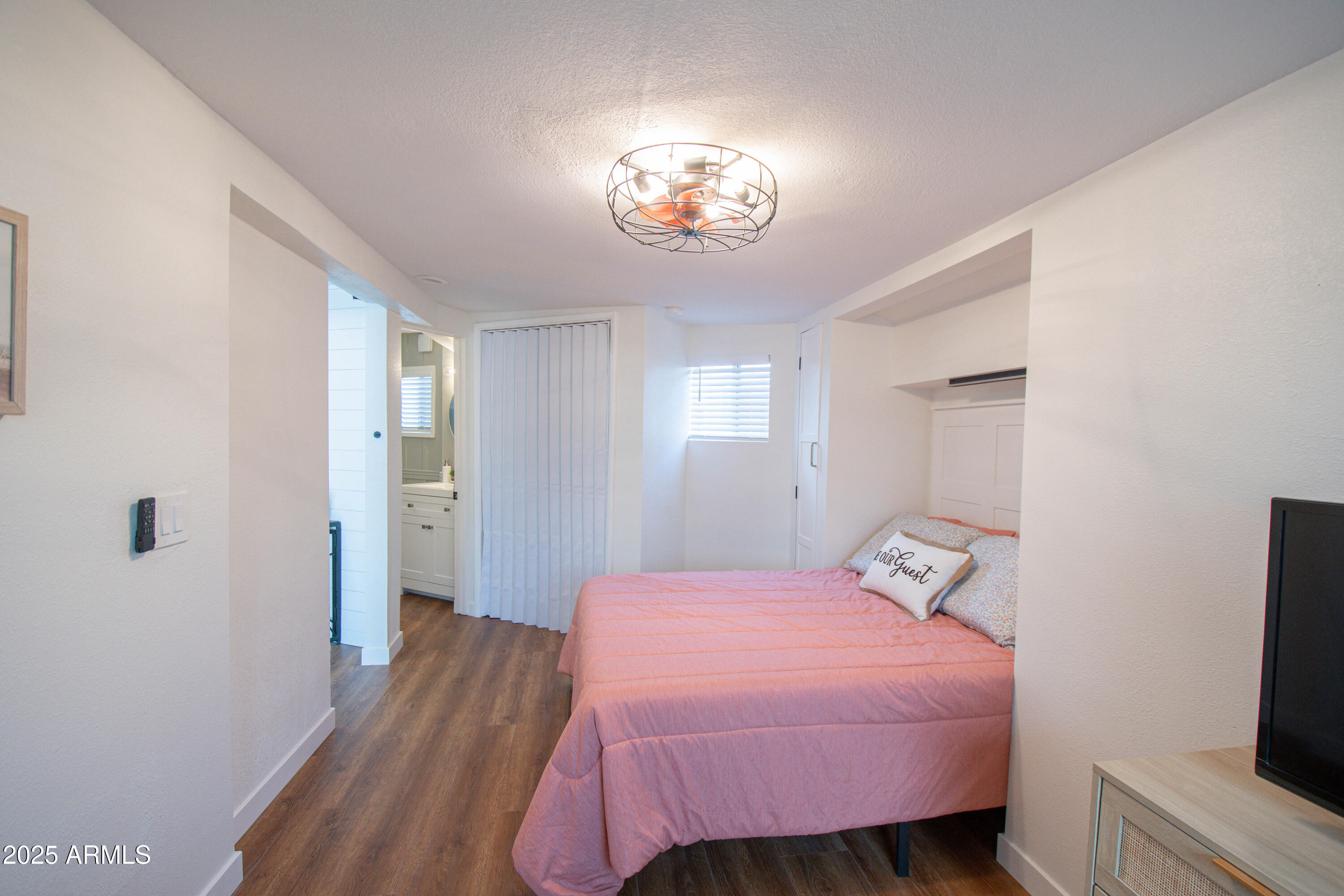 5735 E MCDOWELL Road, 129