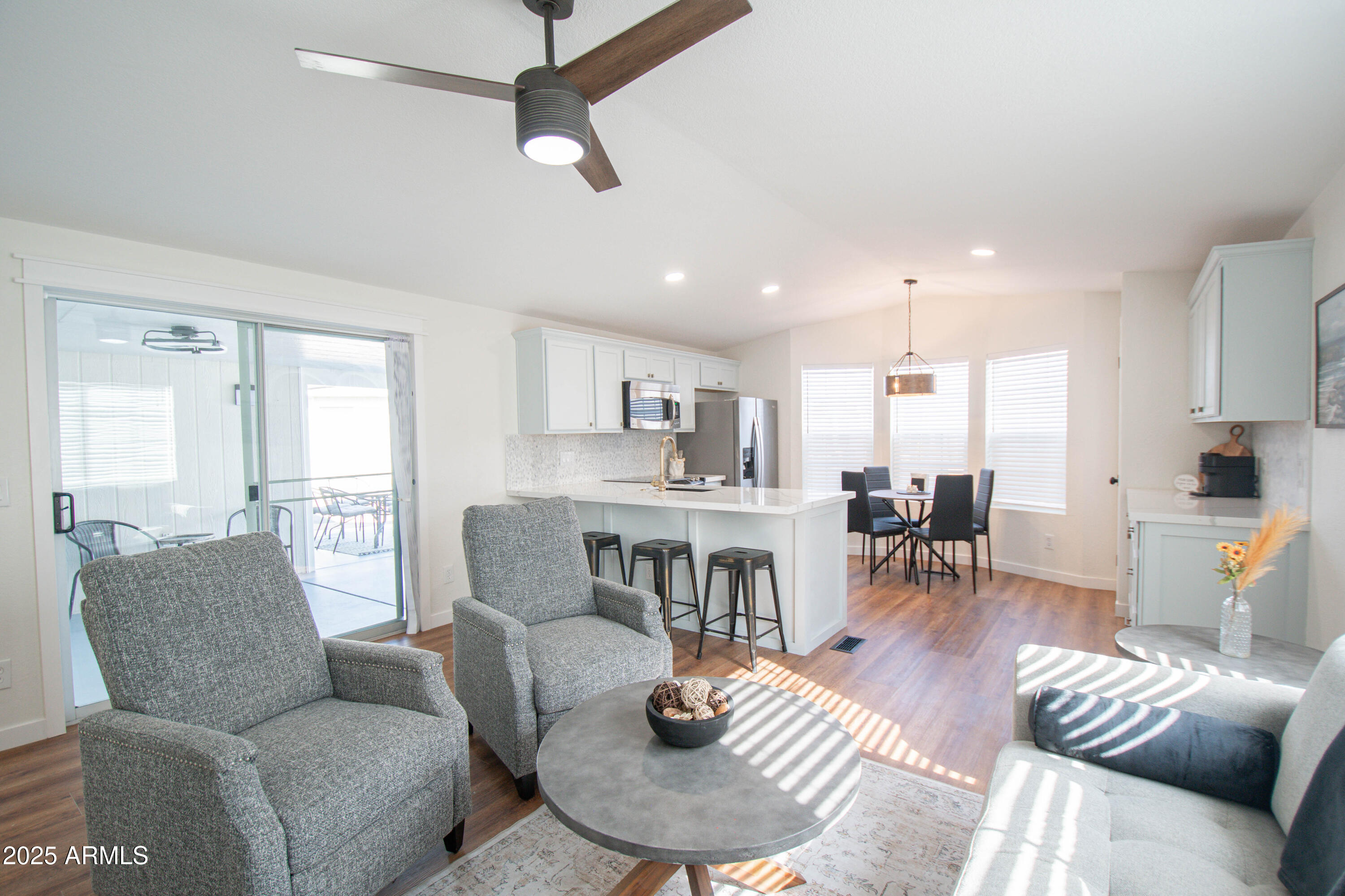5735 E MCDOWELL Road, 129
