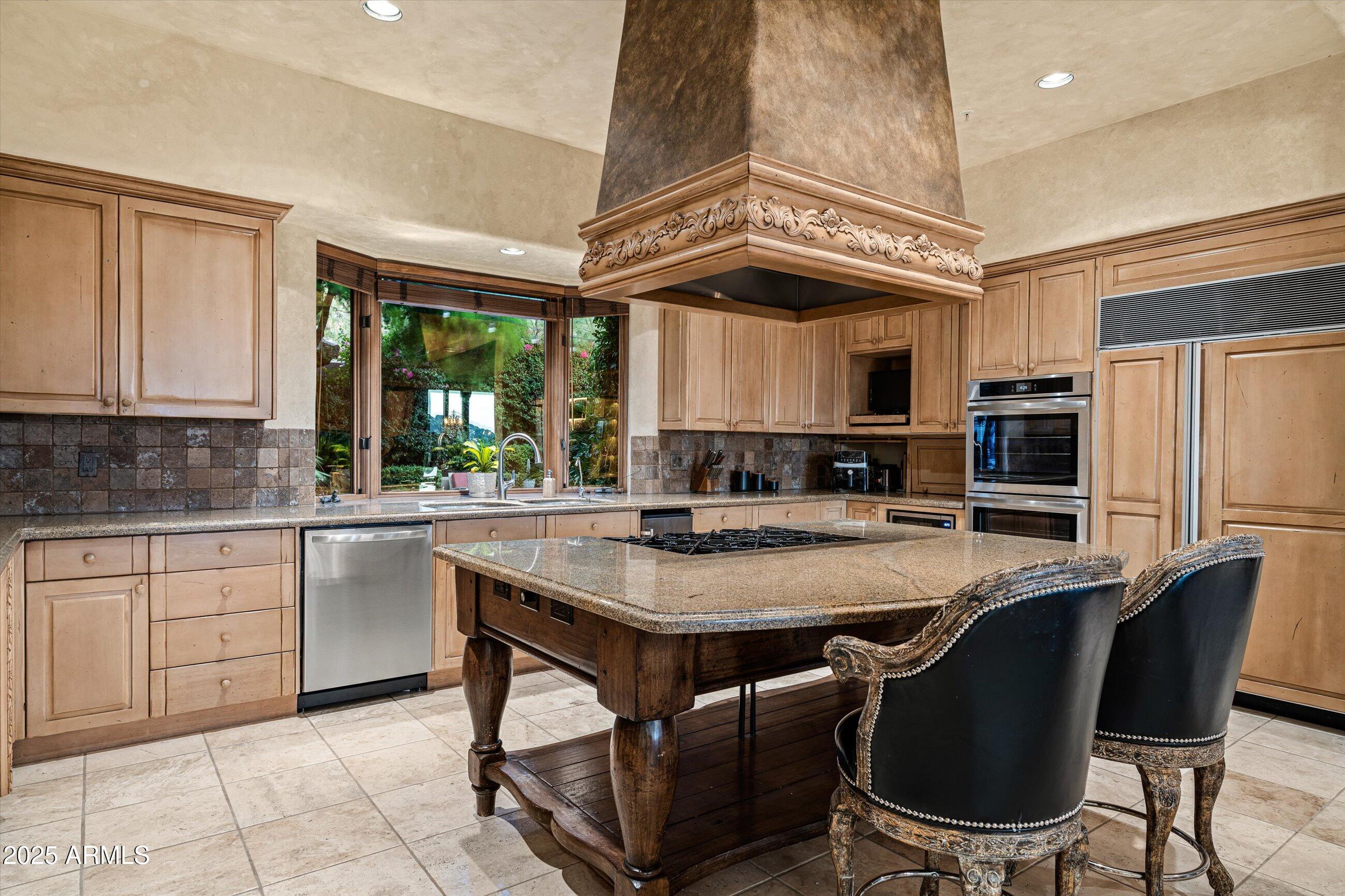 39415 N Tom Morris Road