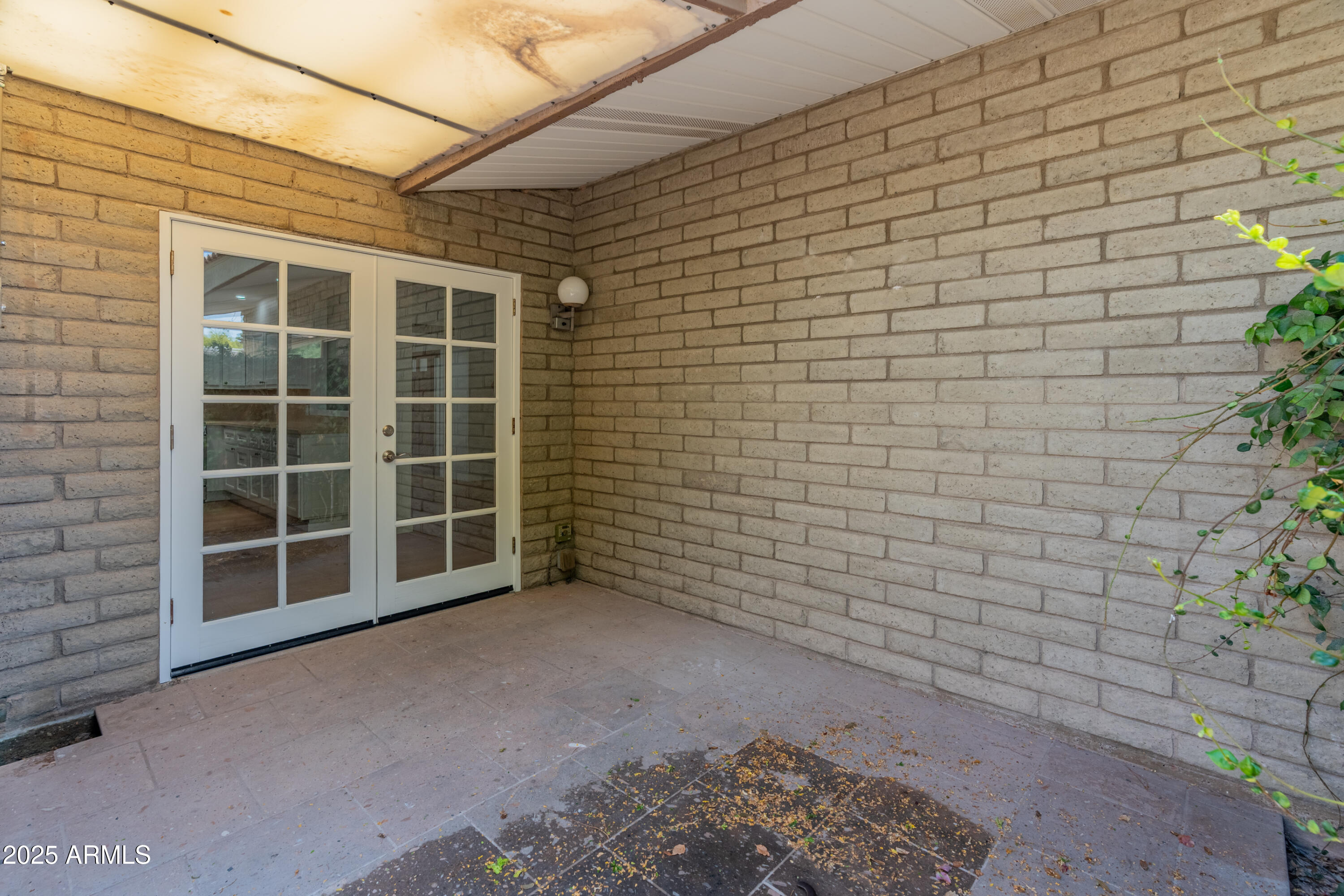 4800 N 68TH Street, 292