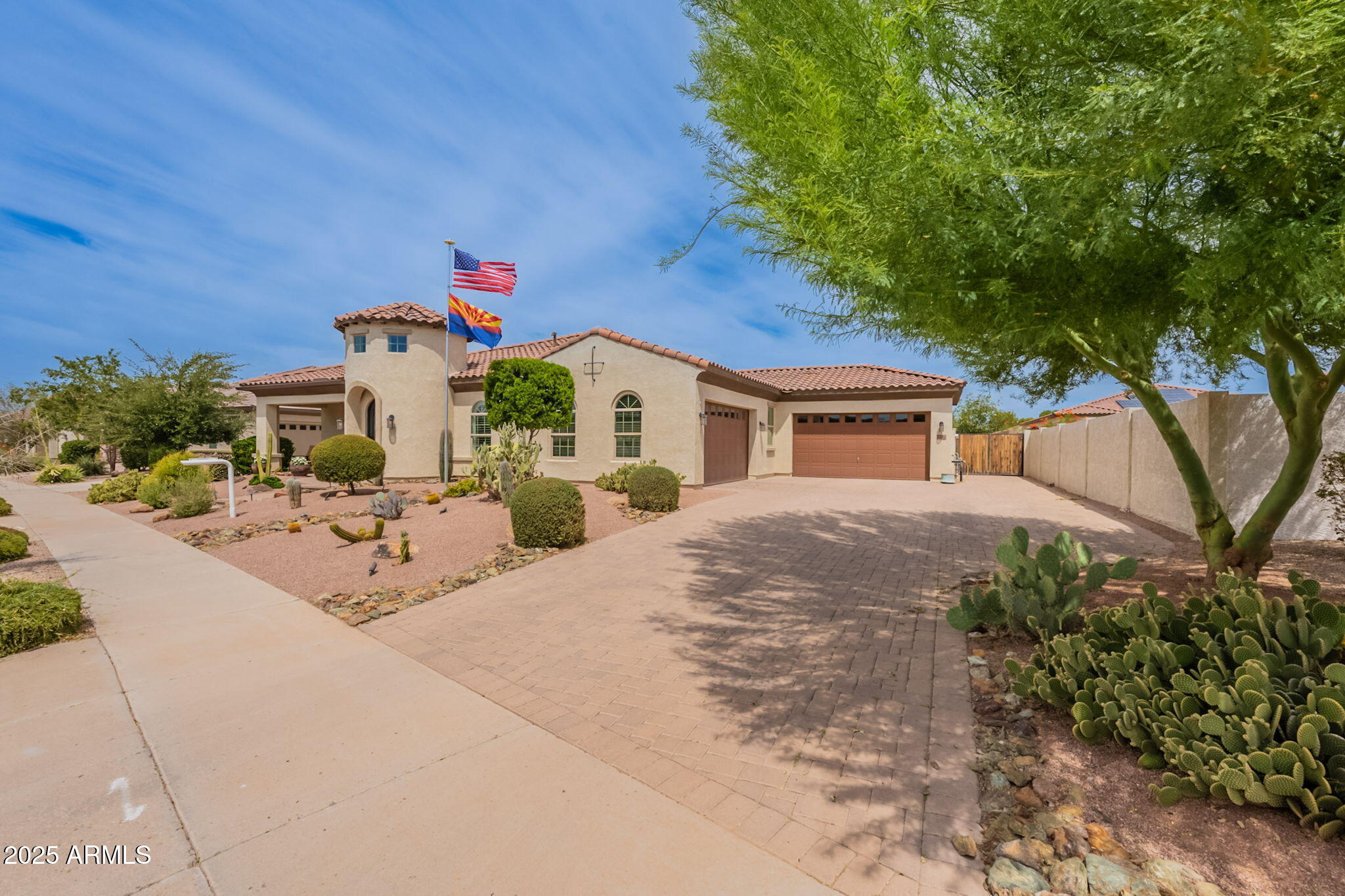 22212 E SENTIERO Drive