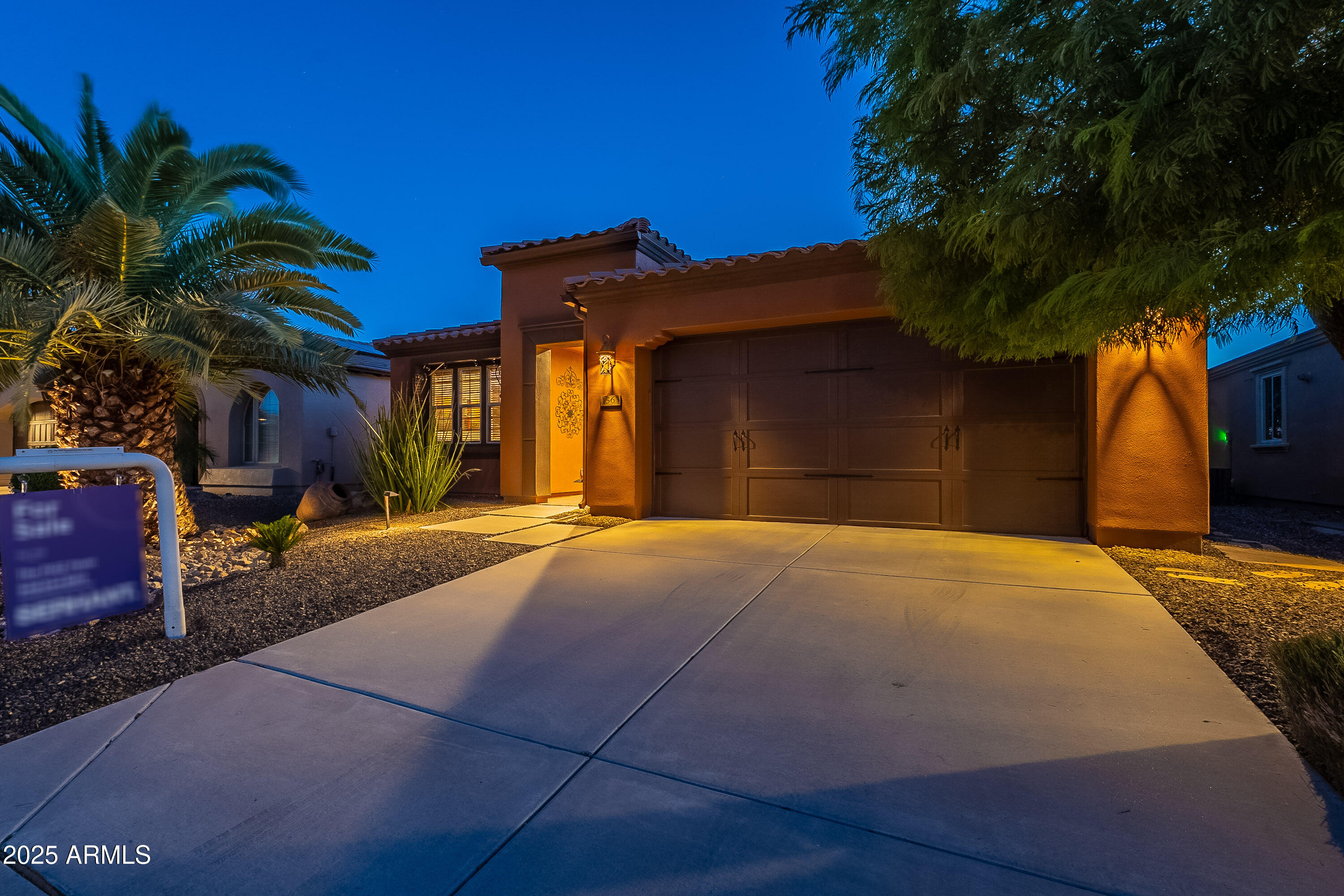 1563 E ARTEMIS Trail