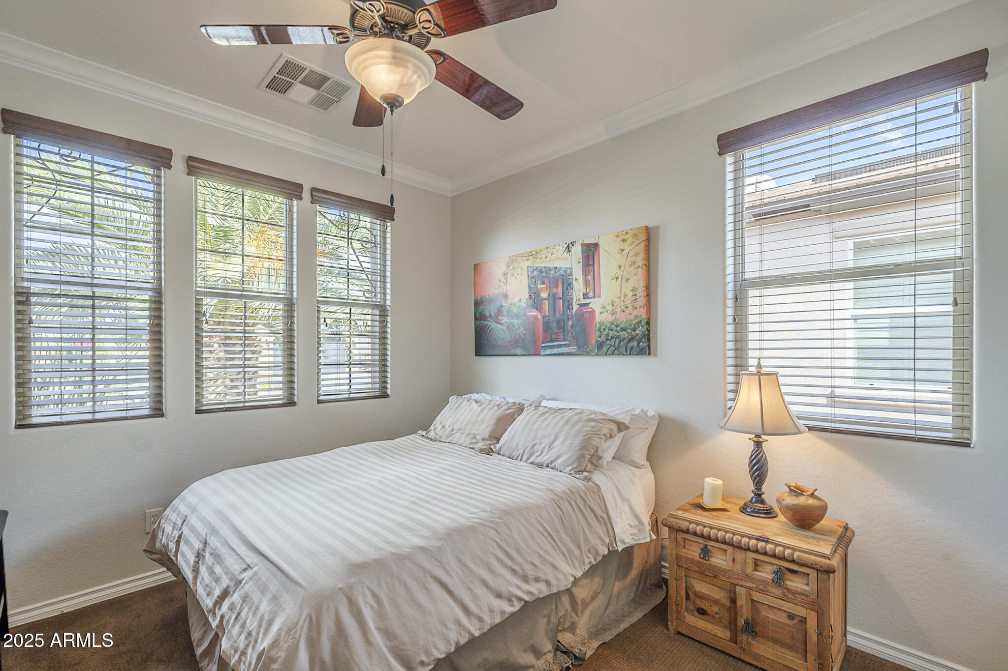 1563 E ARTEMIS Trail