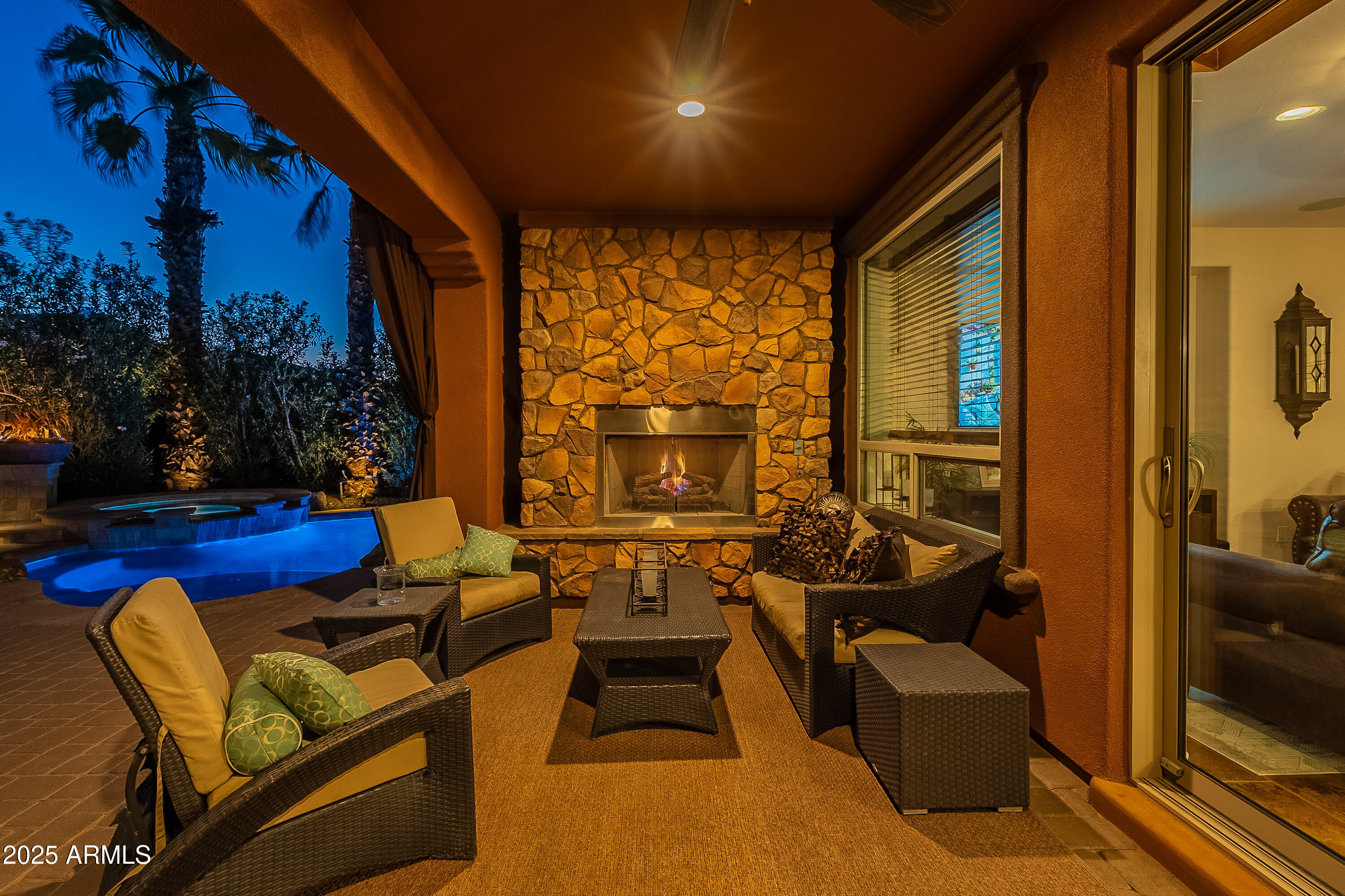 1563 E ARTEMIS Trail