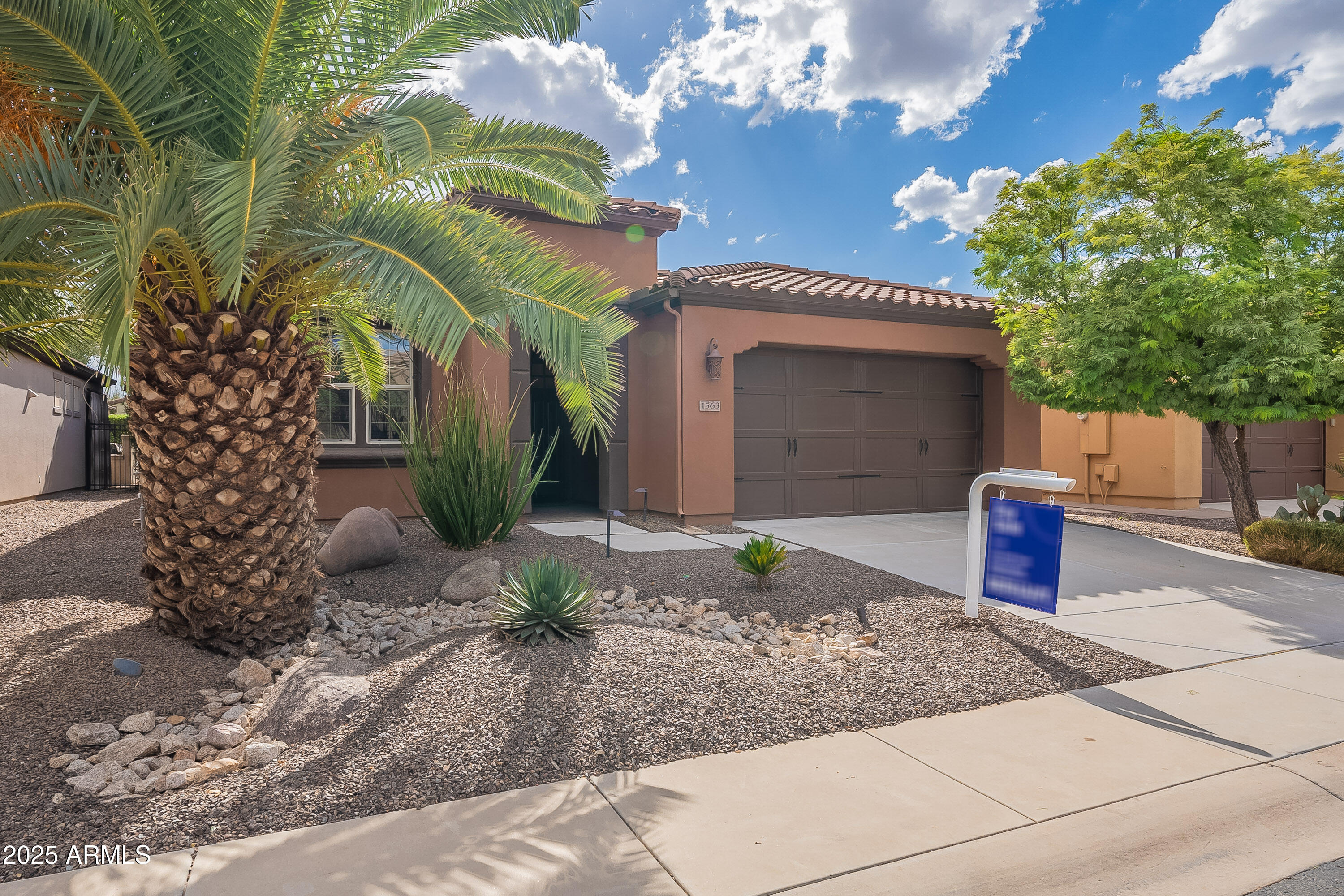 1563 E ARTEMIS Trail