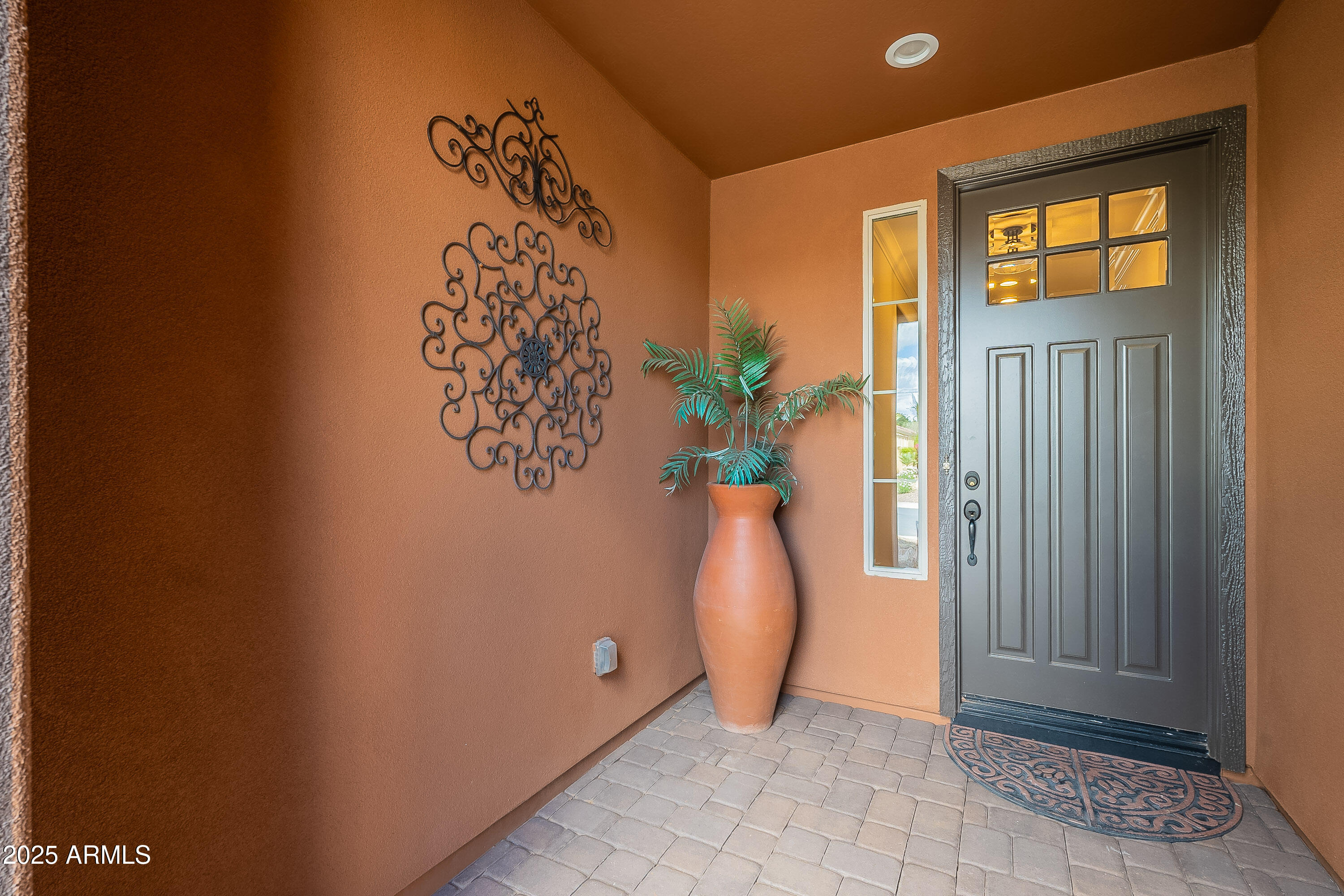 1563 E ARTEMIS Trail