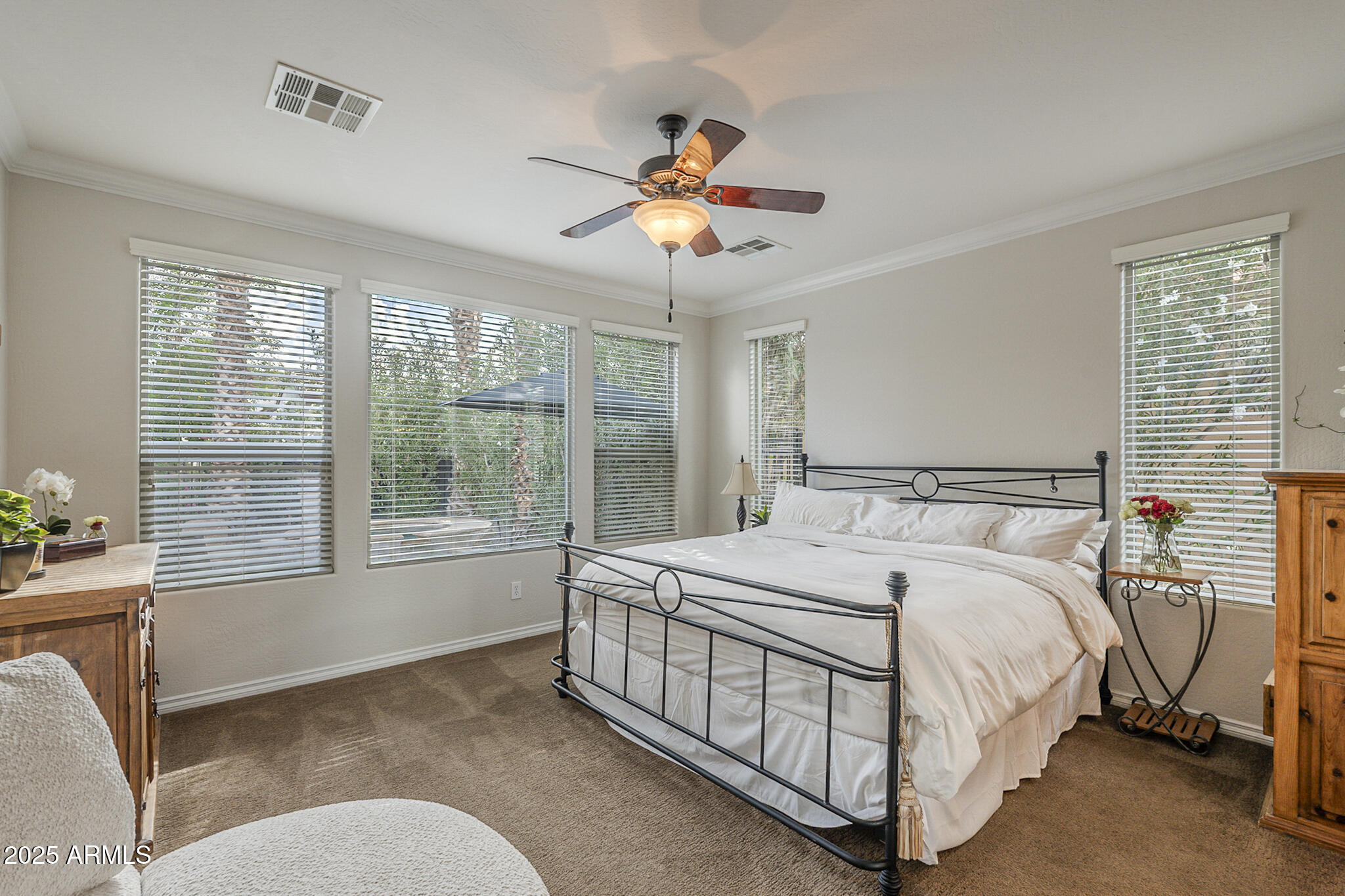 1563 E ARTEMIS Trail