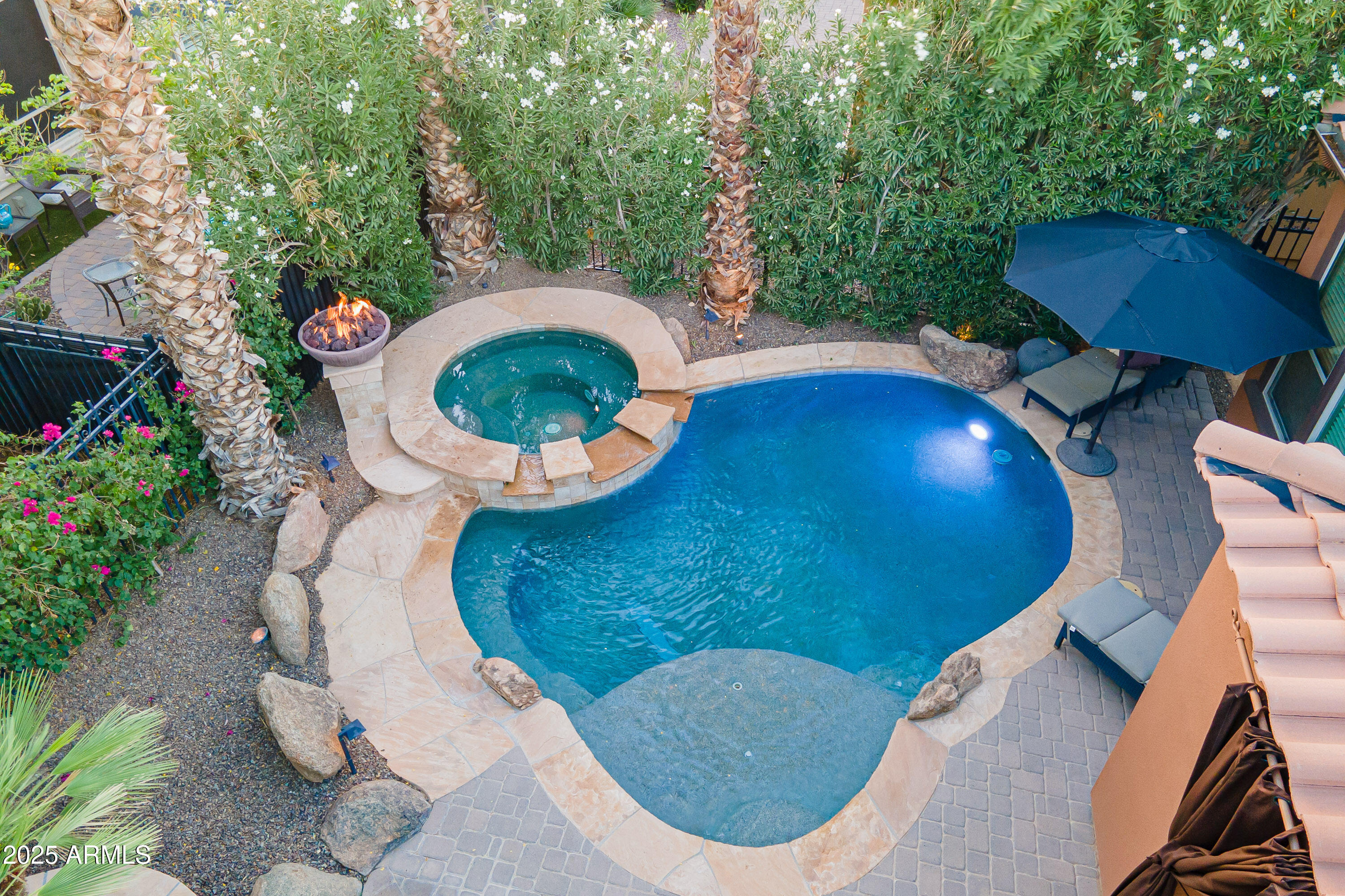 1563 E ARTEMIS Trail