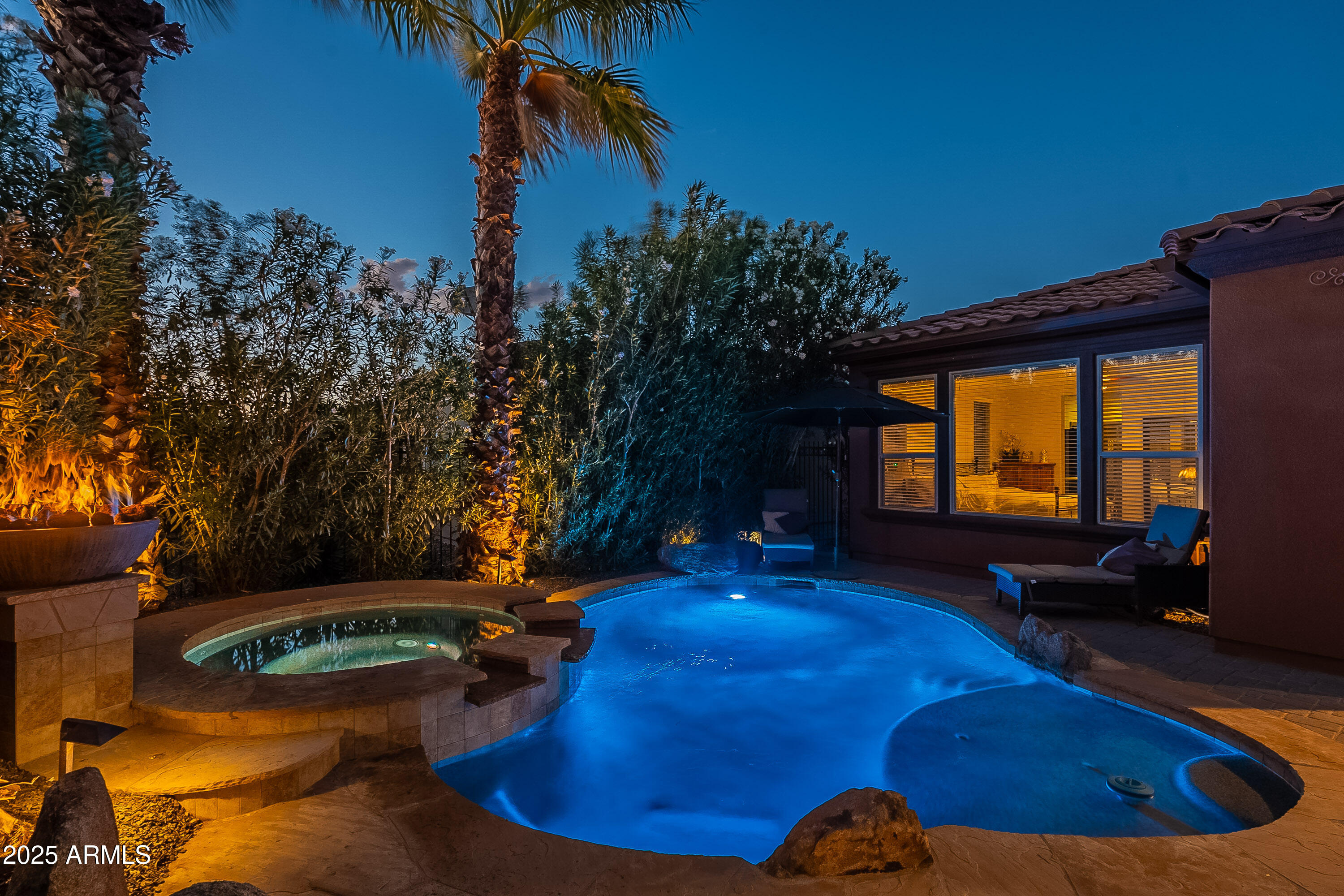 1563 E ARTEMIS Trail