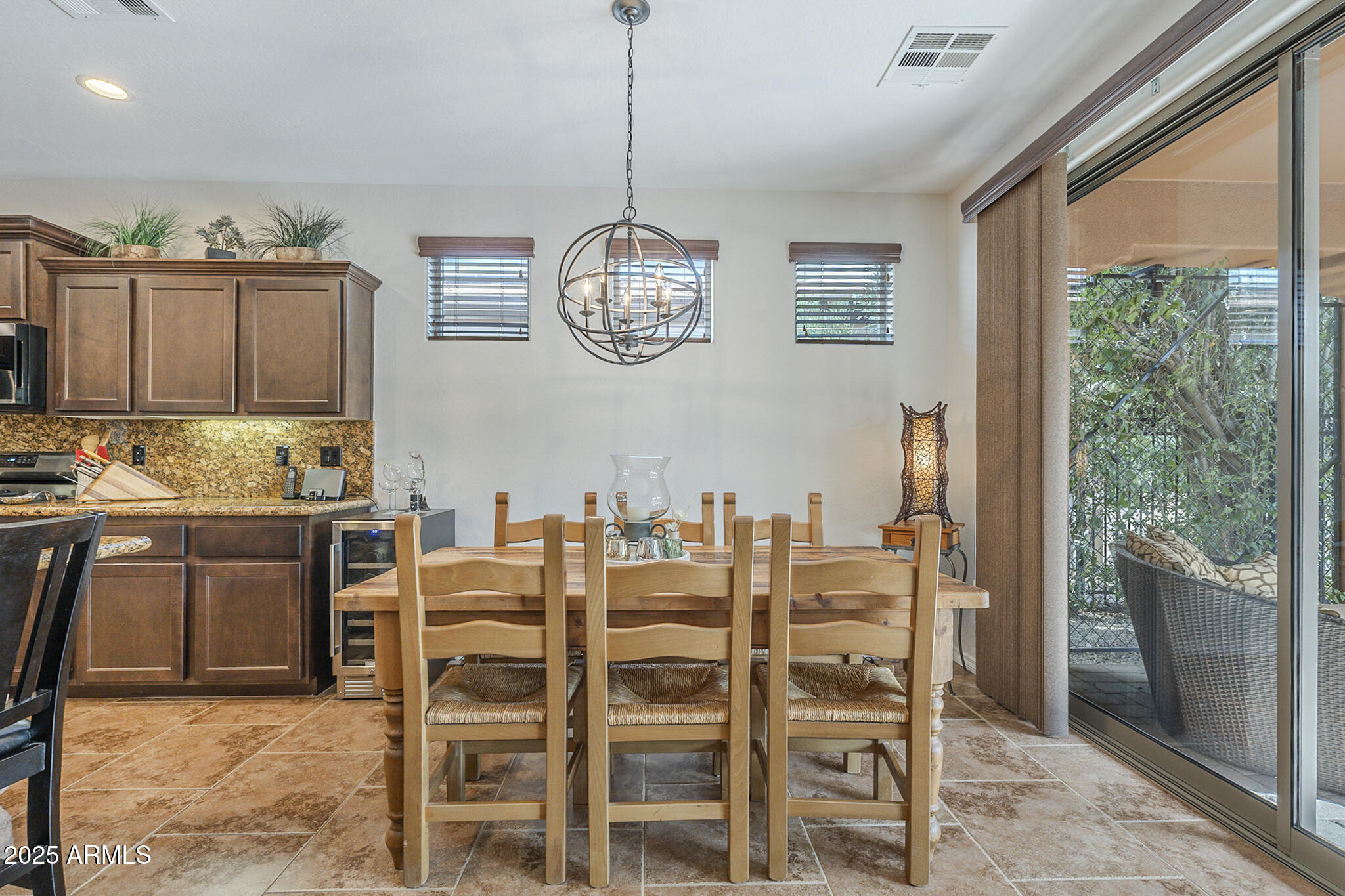 1563 E ARTEMIS Trail