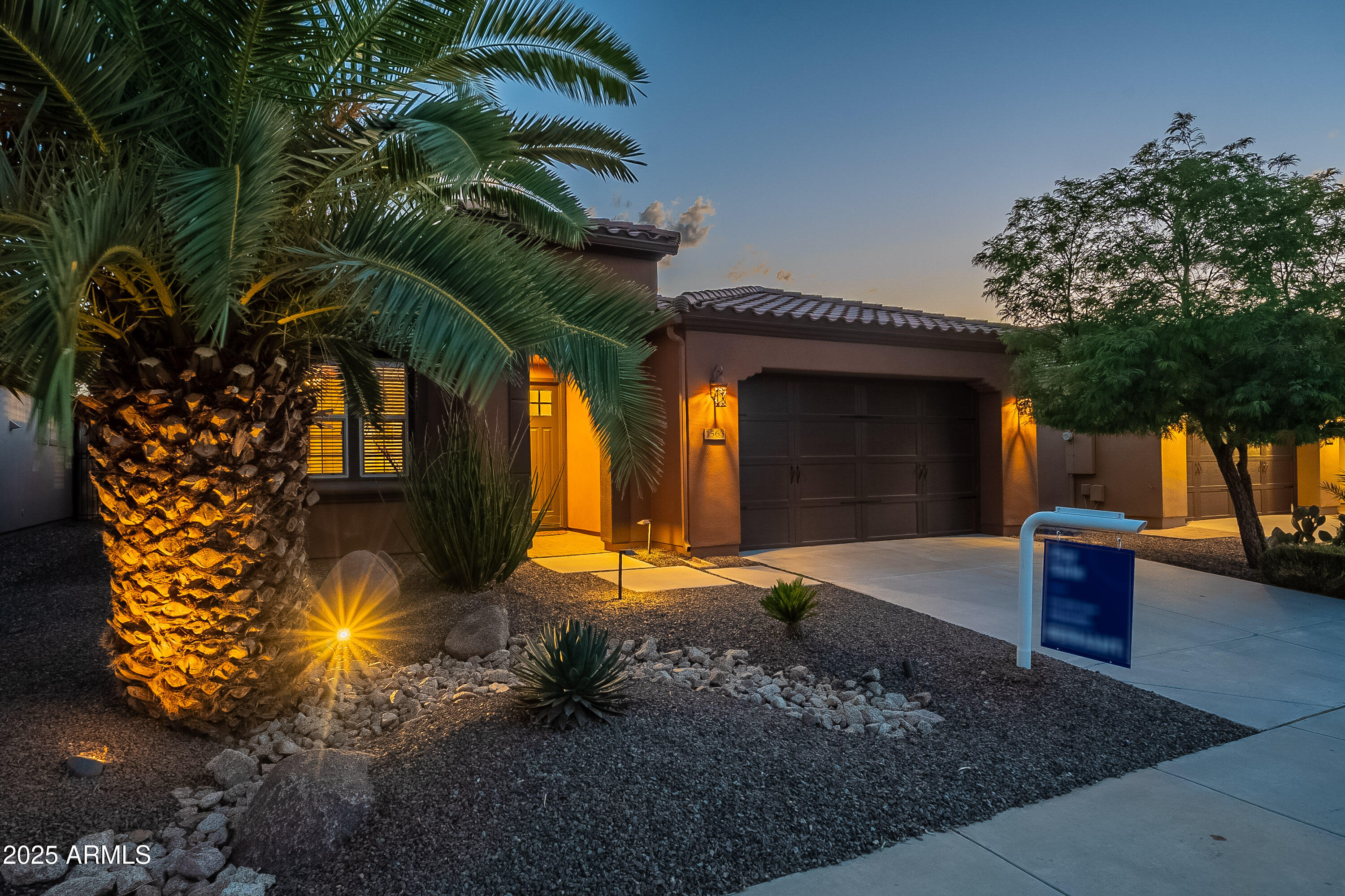 1563 E ARTEMIS Trail