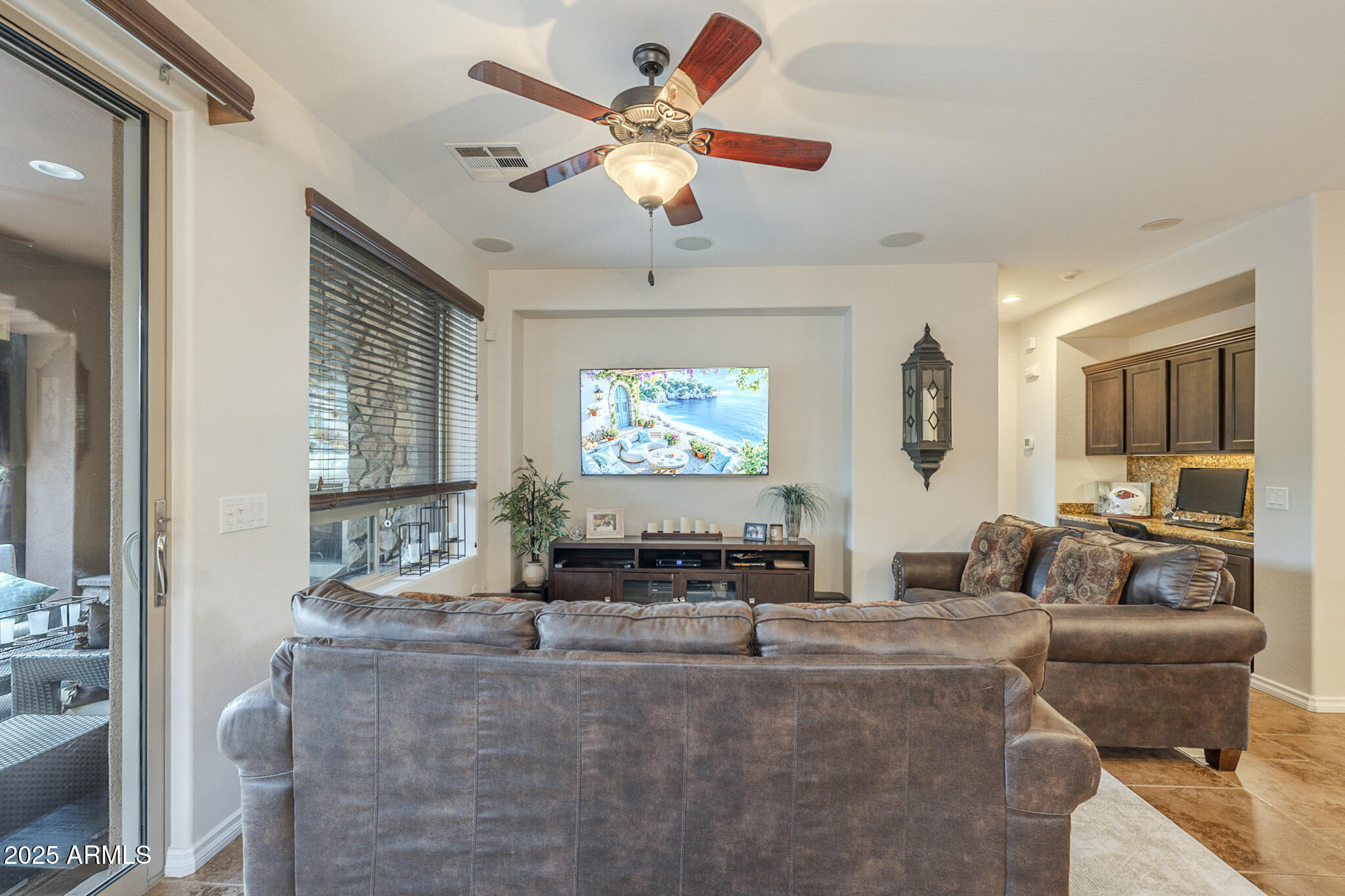 1563 E ARTEMIS Trail