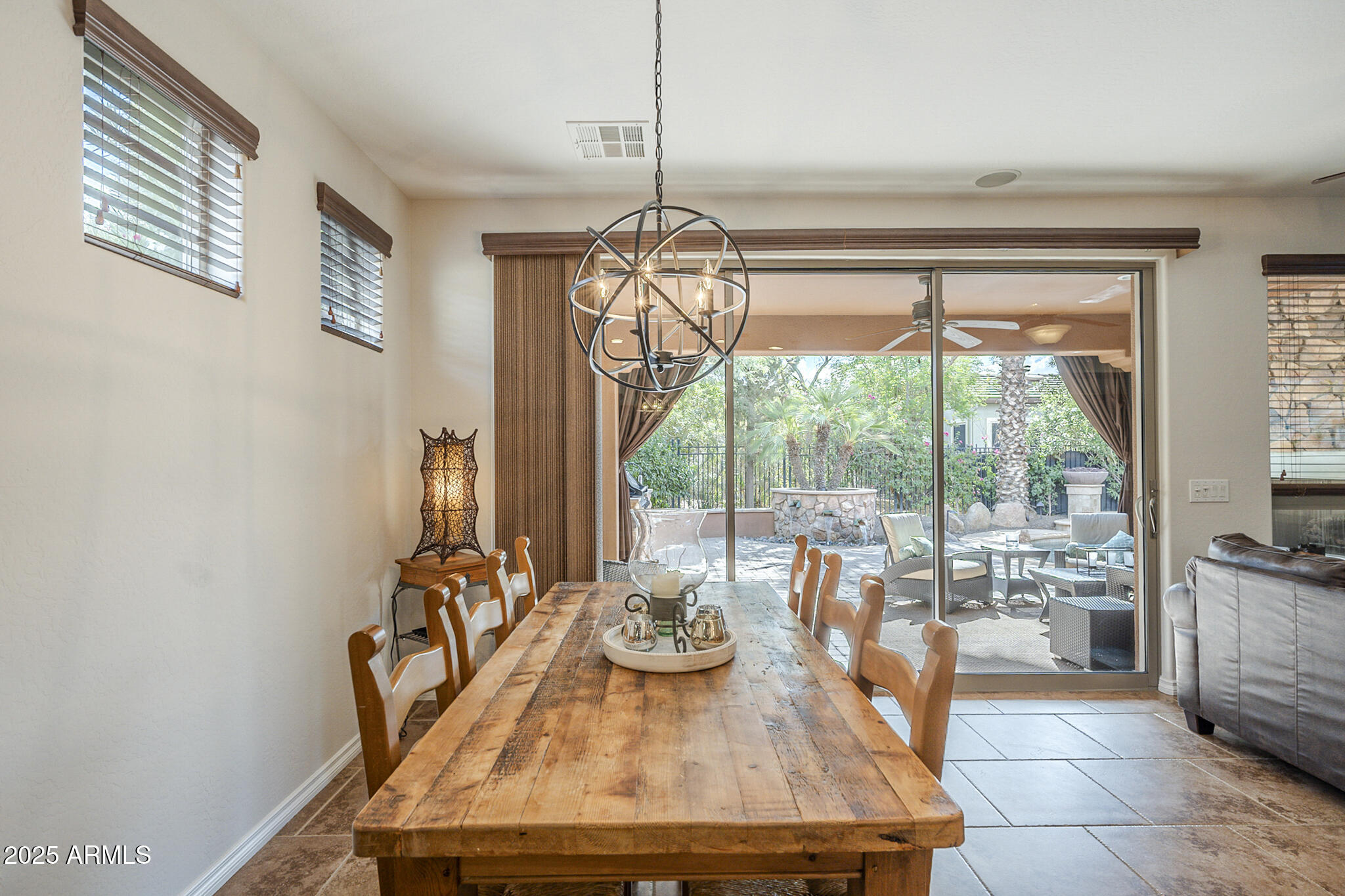 1563 E ARTEMIS Trail