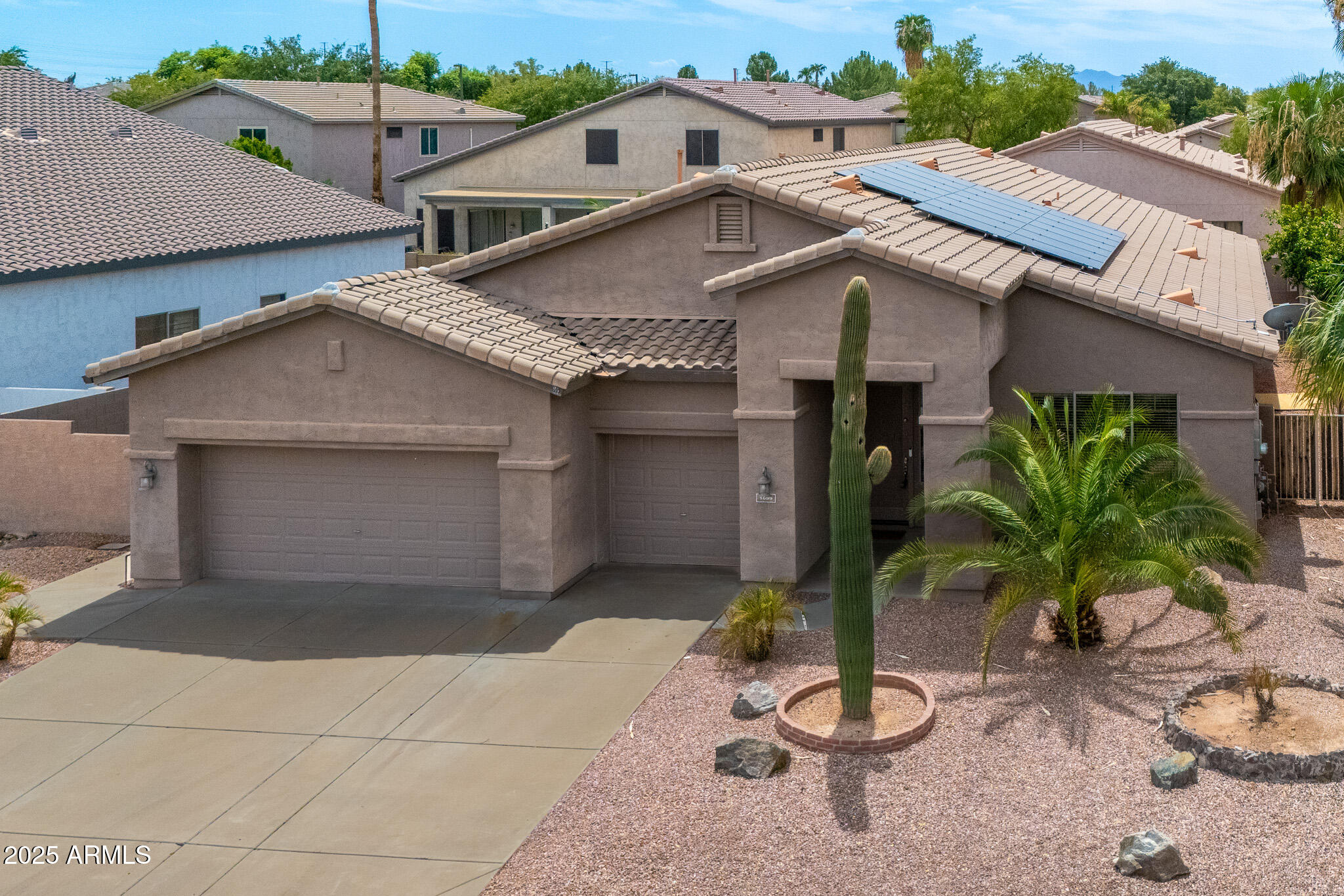 1699 E HEARNE Way