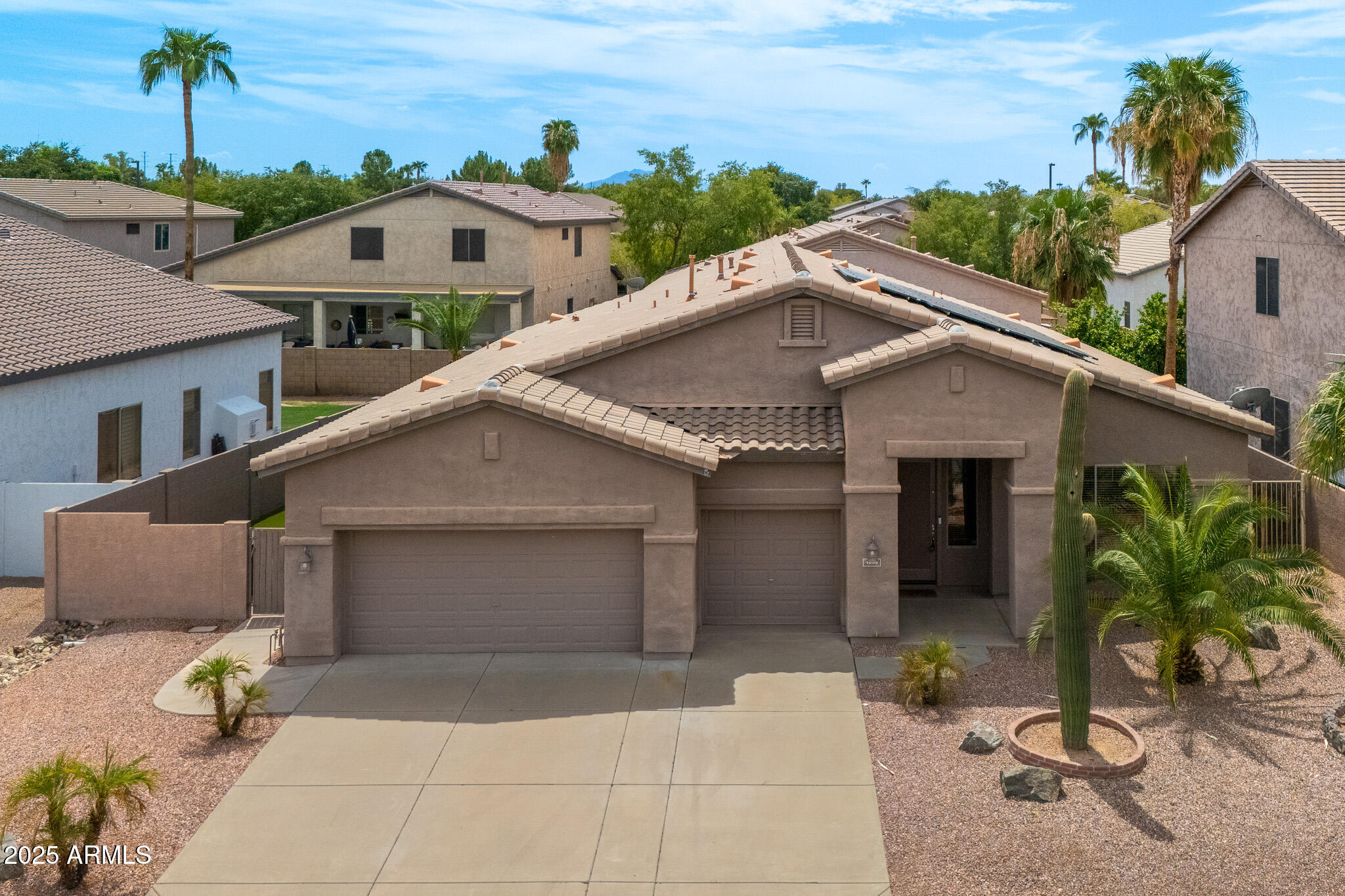 1699 E HEARNE Way