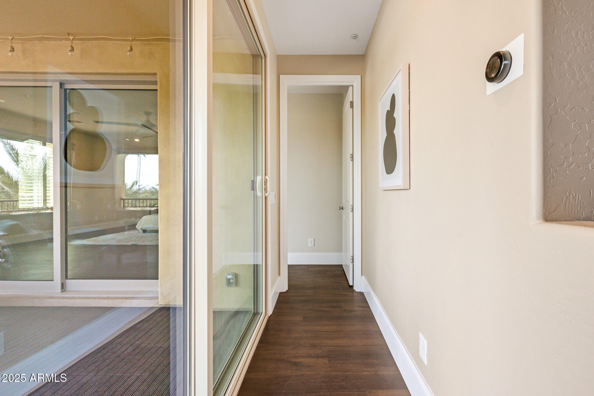 810 N Imperial Place