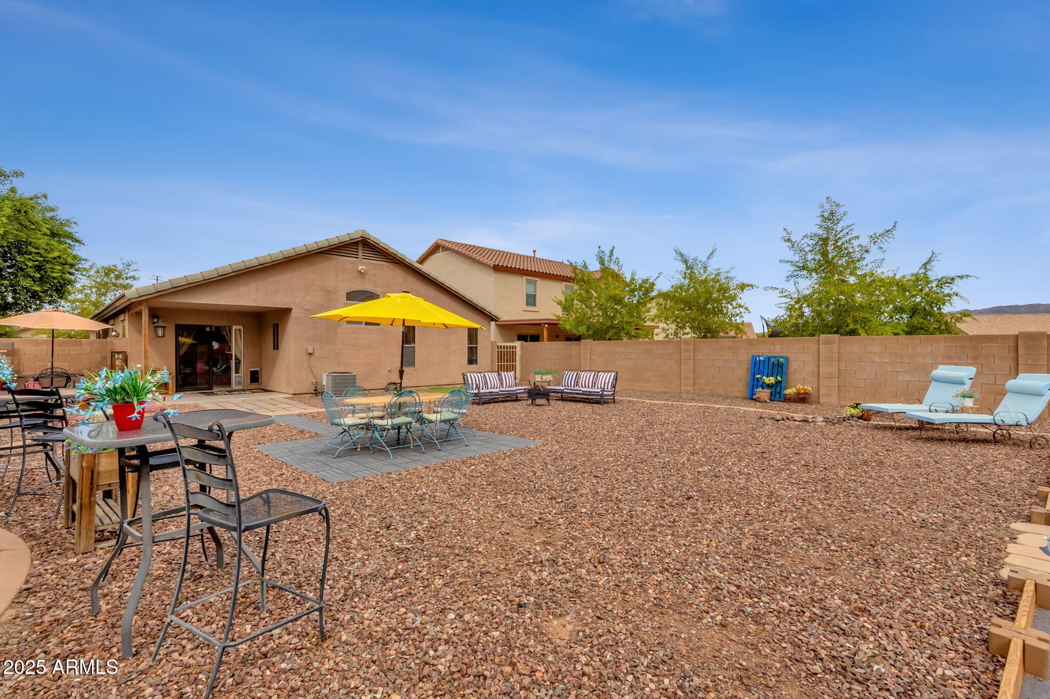 4931 W DESERT Drive